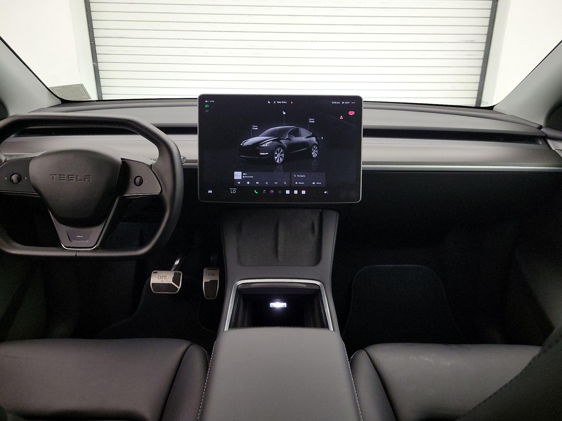 Thumbnail: 2024 Tesla Model Y - 9