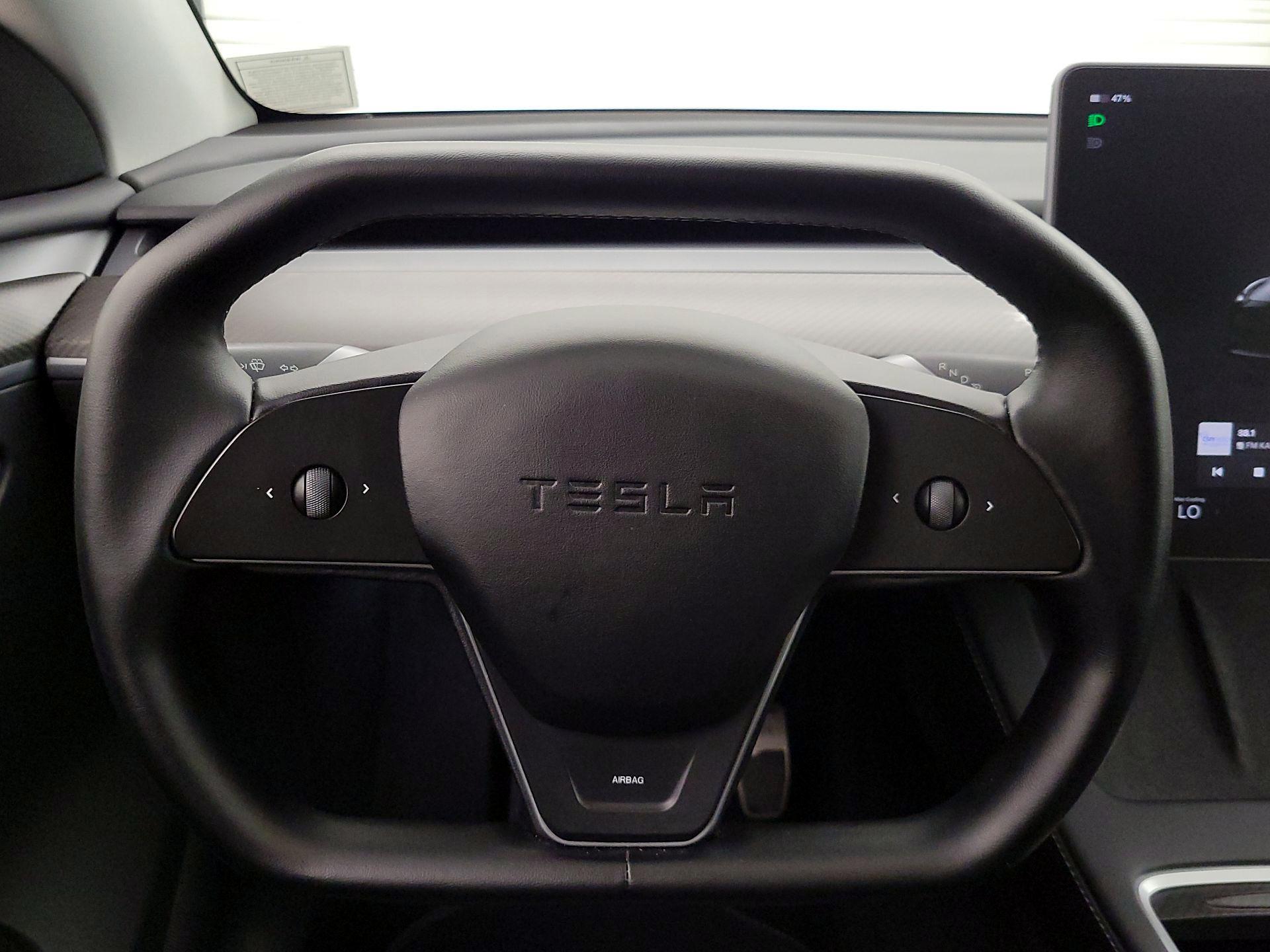 Thumbnail: 2024 Tesla Model Y - 10