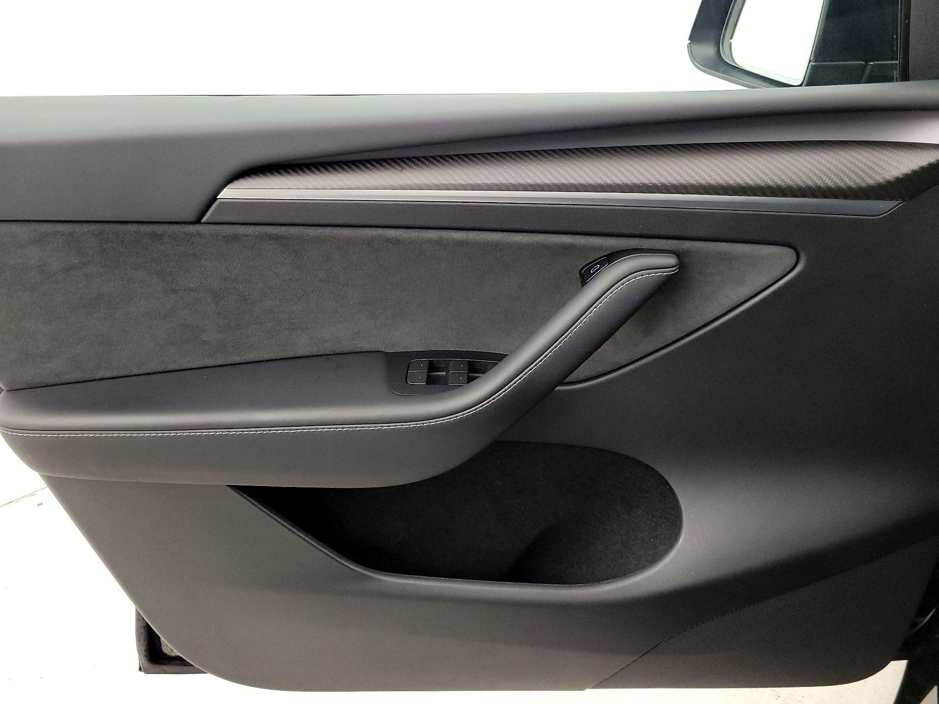 Thumbnail: 2024 Tesla Model Y - 12