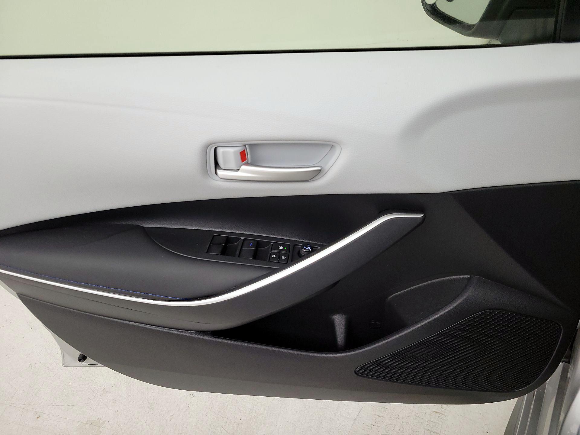 Thumbnail: 2021 Toyota Corolla - 12