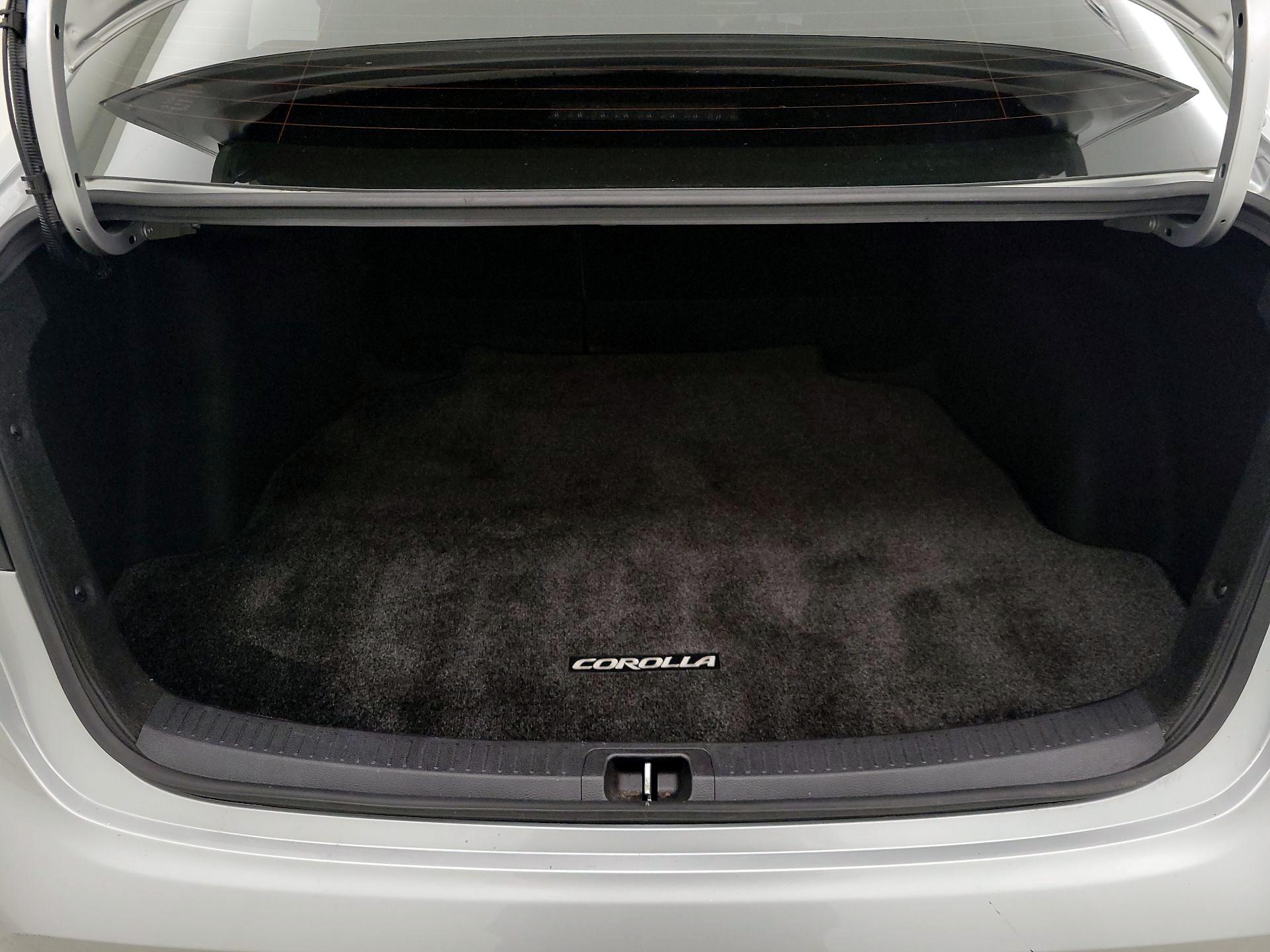 Thumbnail: 2021 Toyota Corolla - 20