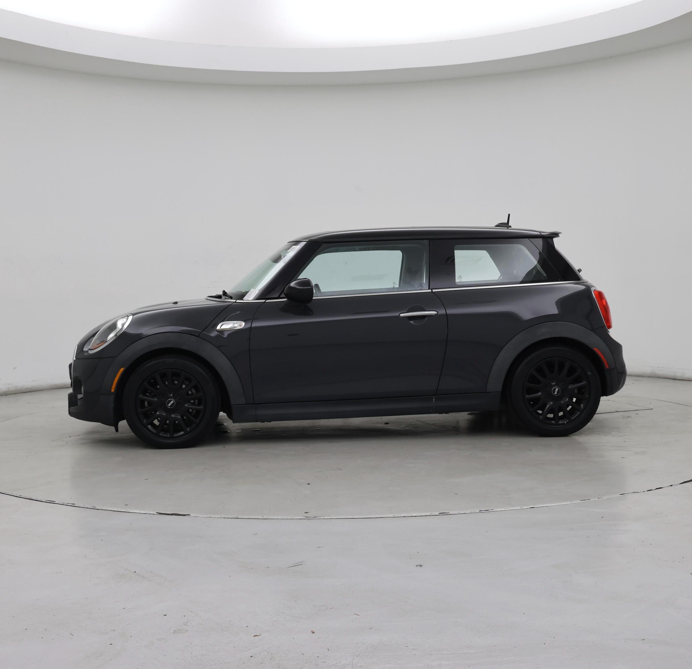 Thumbnail: 2016 MINI Cooper Hardtop - 3