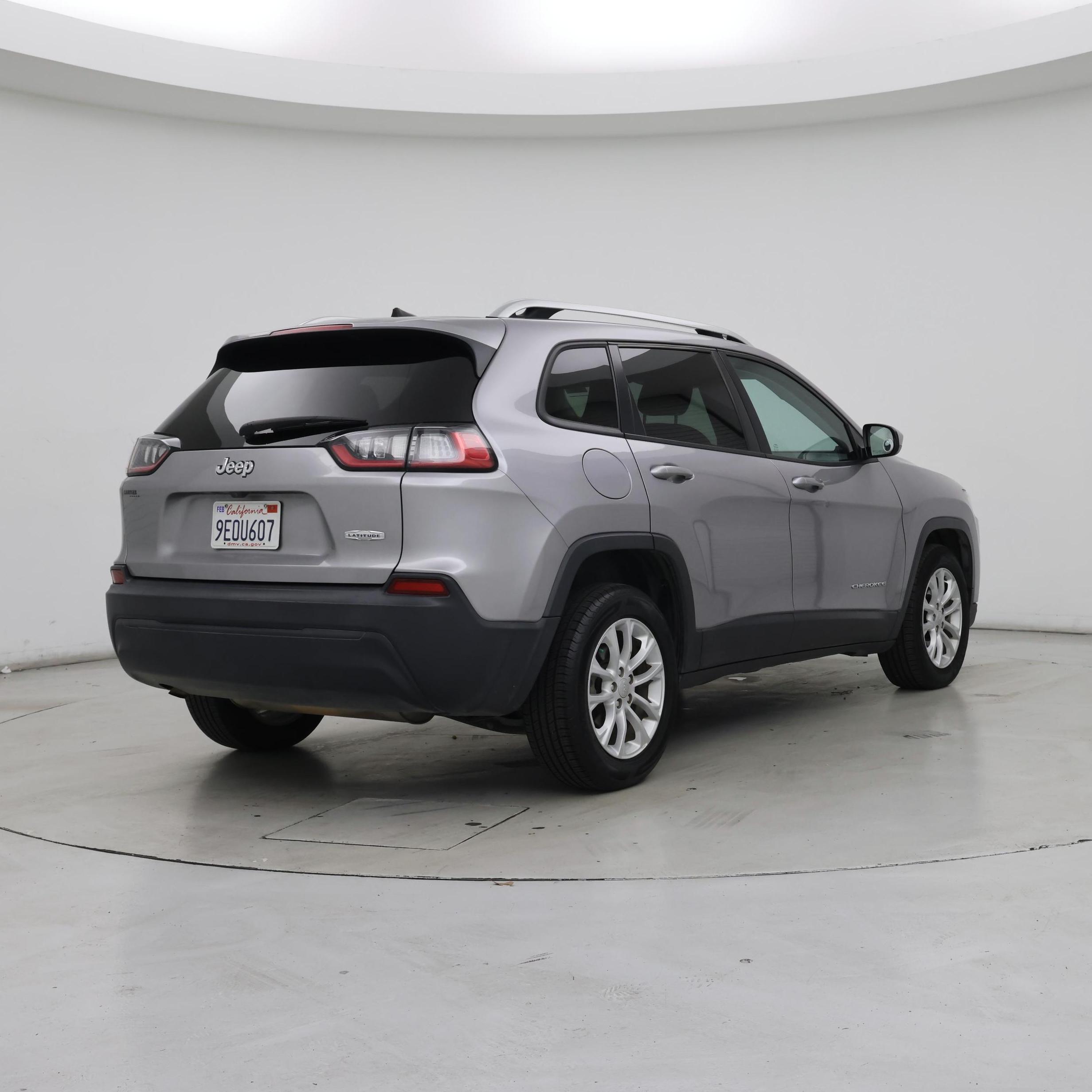 Thumbnail: 2020 Jeep Cherokee - 8