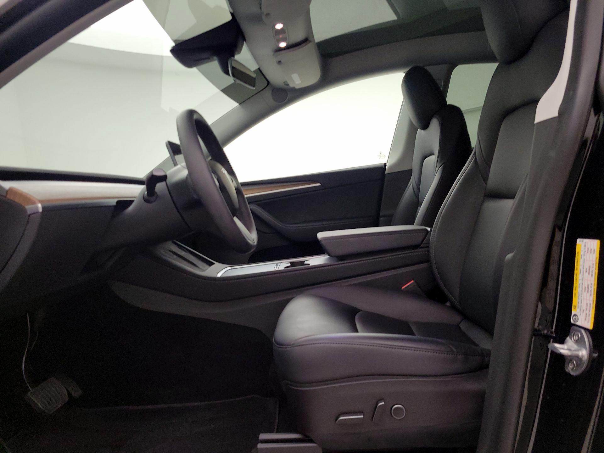 Thumbnail: 2022 Tesla Model Y - 11