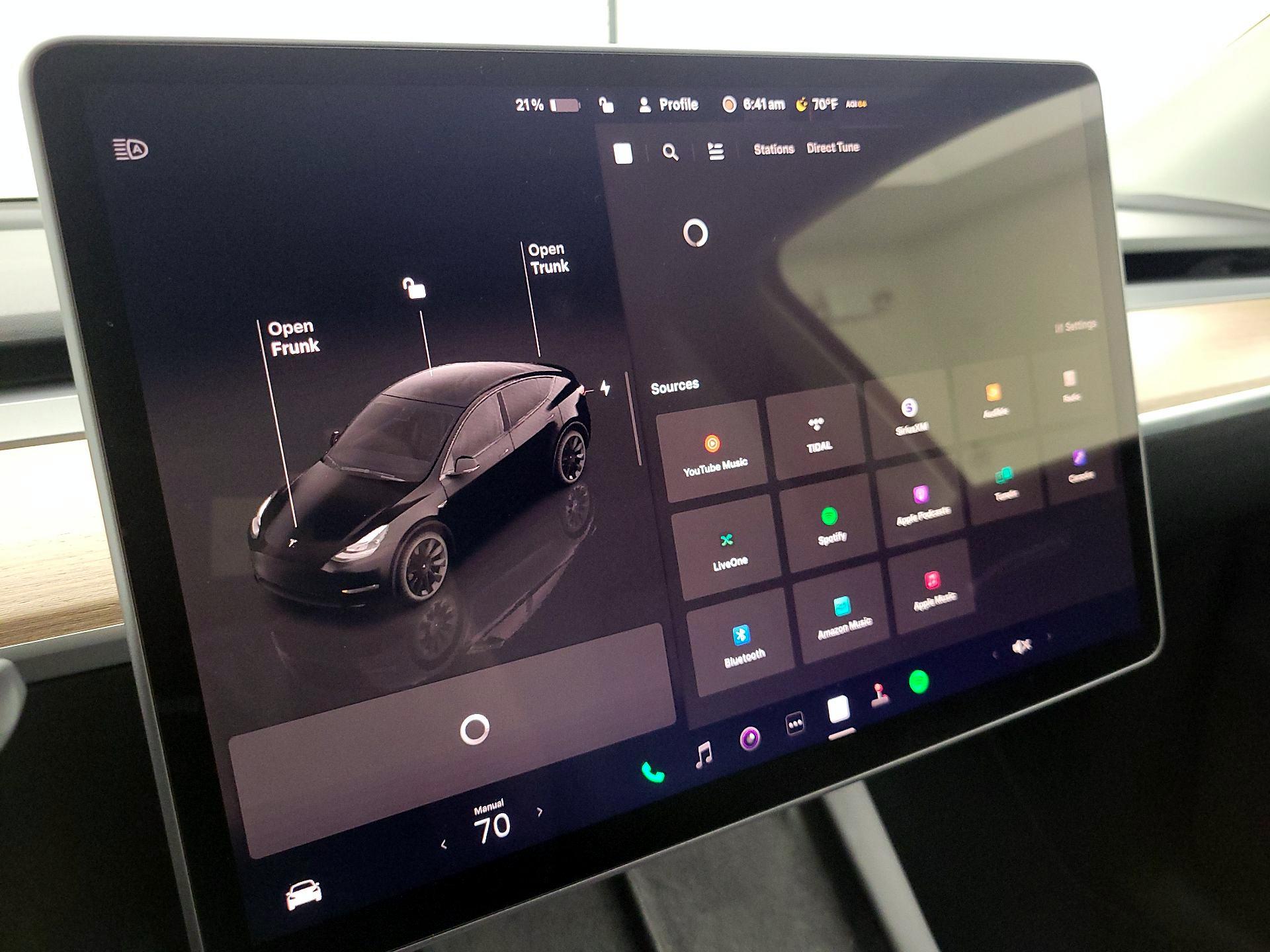 Thumbnail: 2022 Tesla Model Y - 15