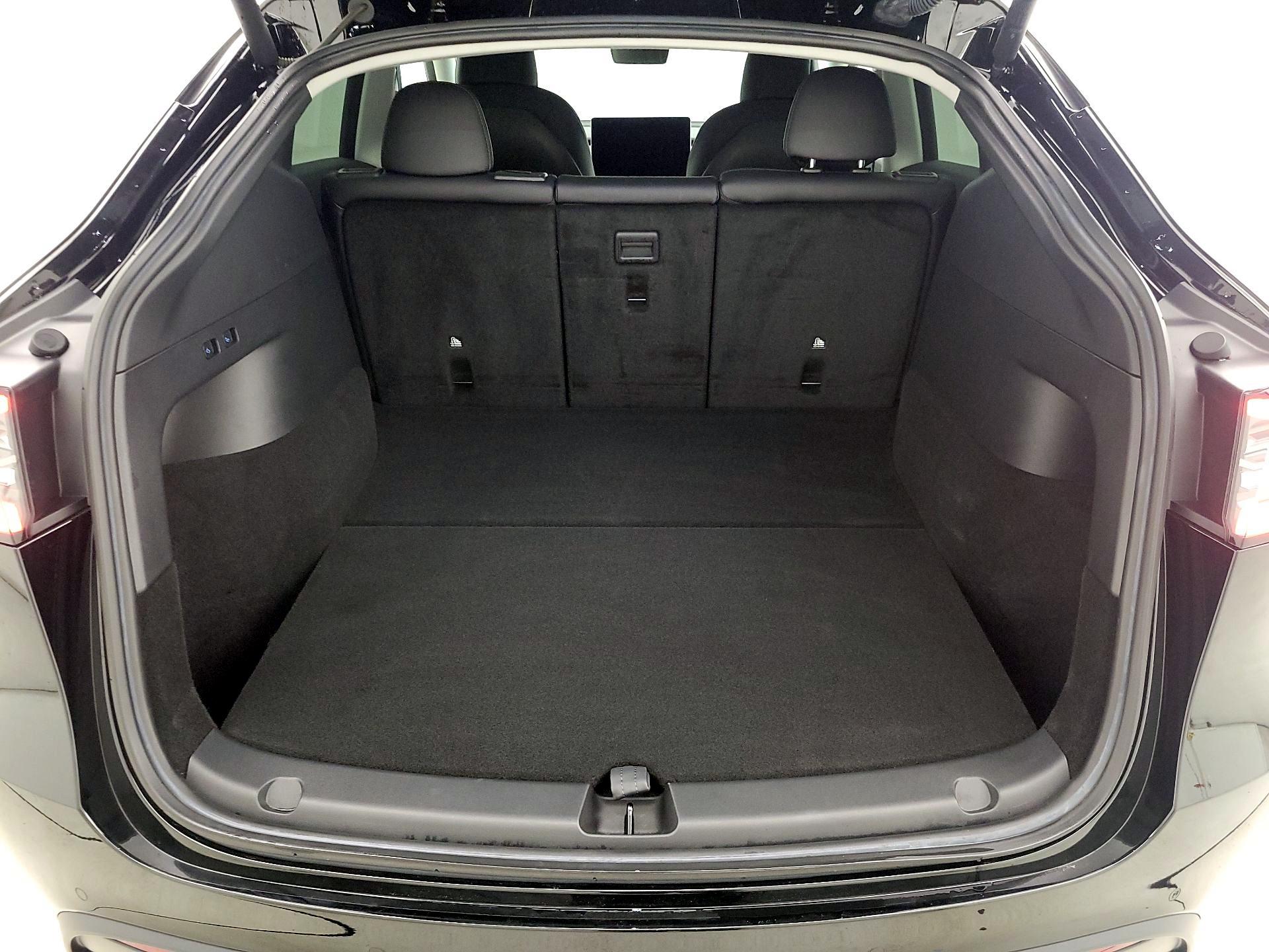 Thumbnail: 2022 Tesla Model Y - 19