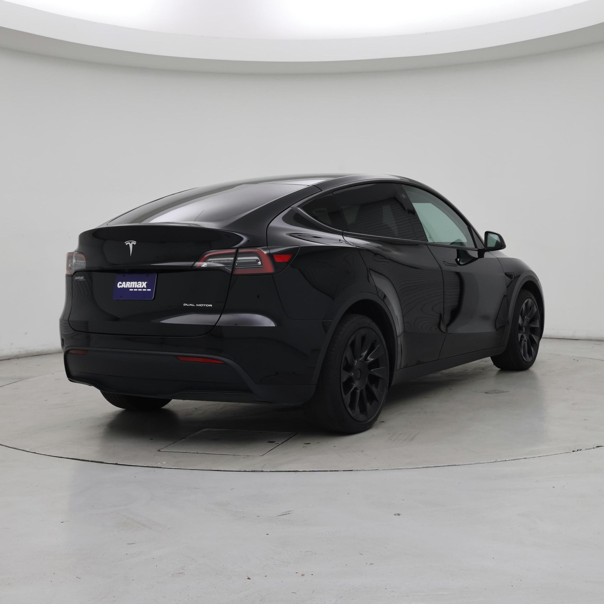 Thumbnail: 2022 Tesla Model Y - 8