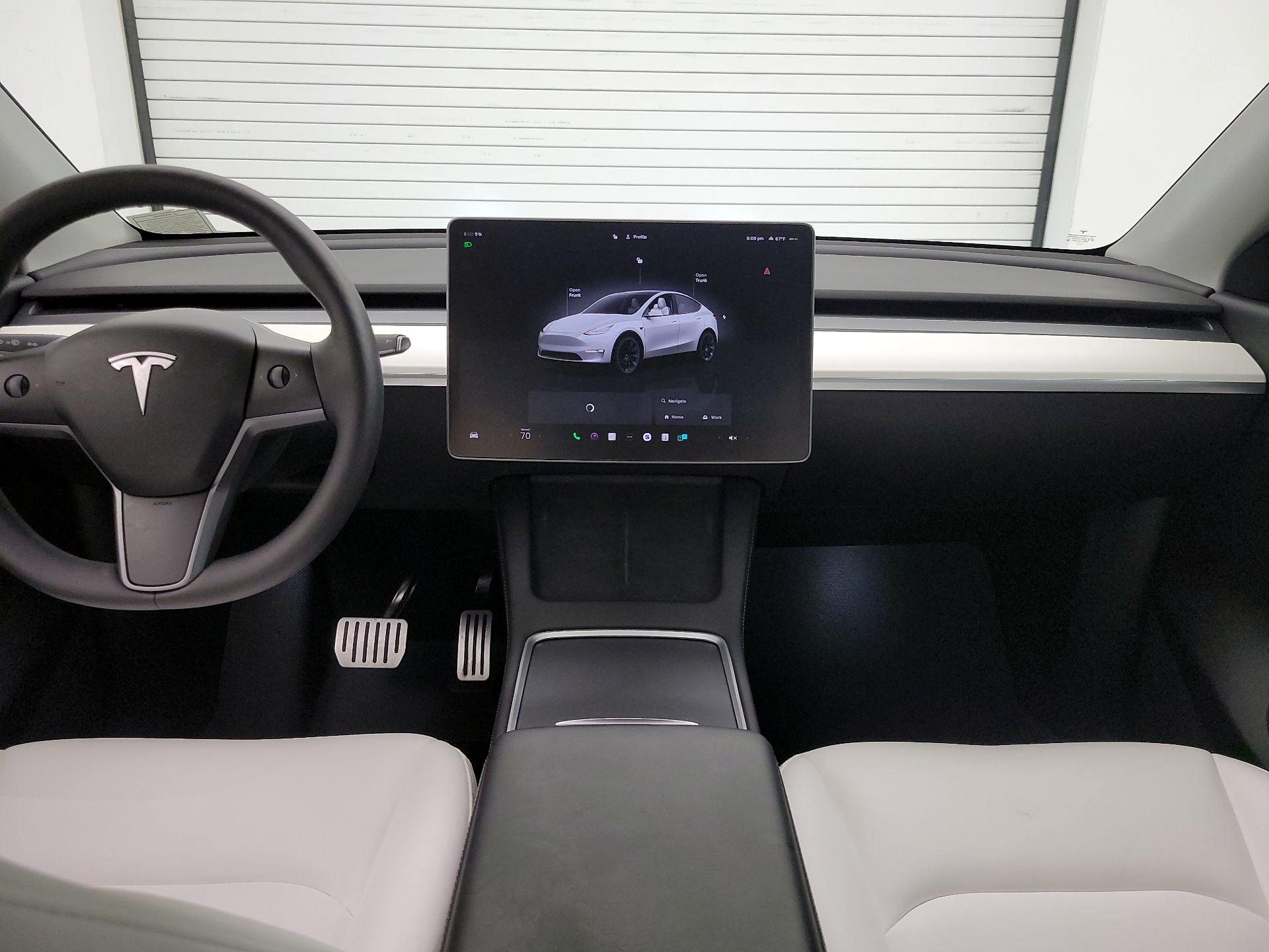 Thumbnail: 2022 Tesla Model Y - 9