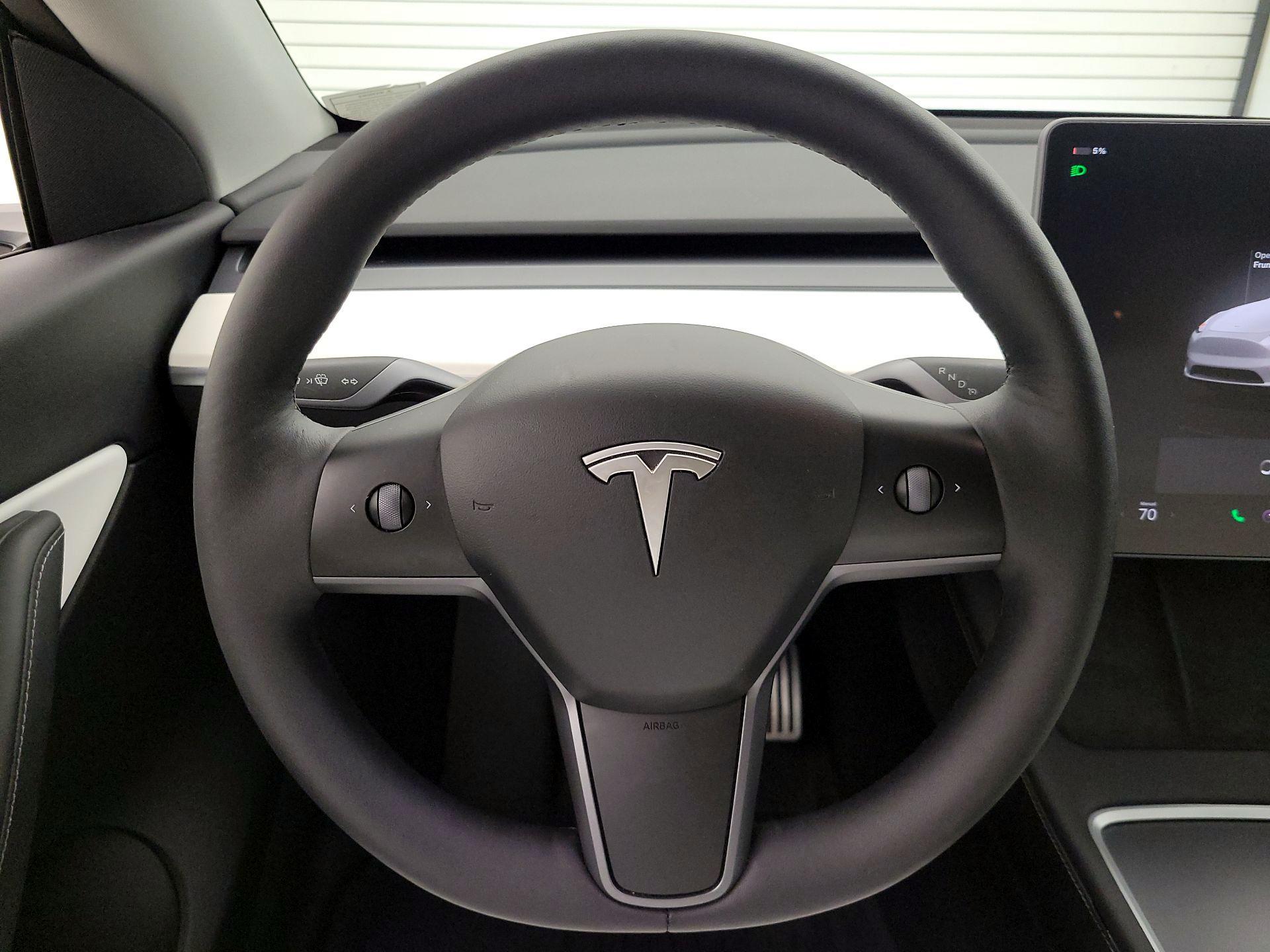 Thumbnail: 2022 Tesla Model Y - 10