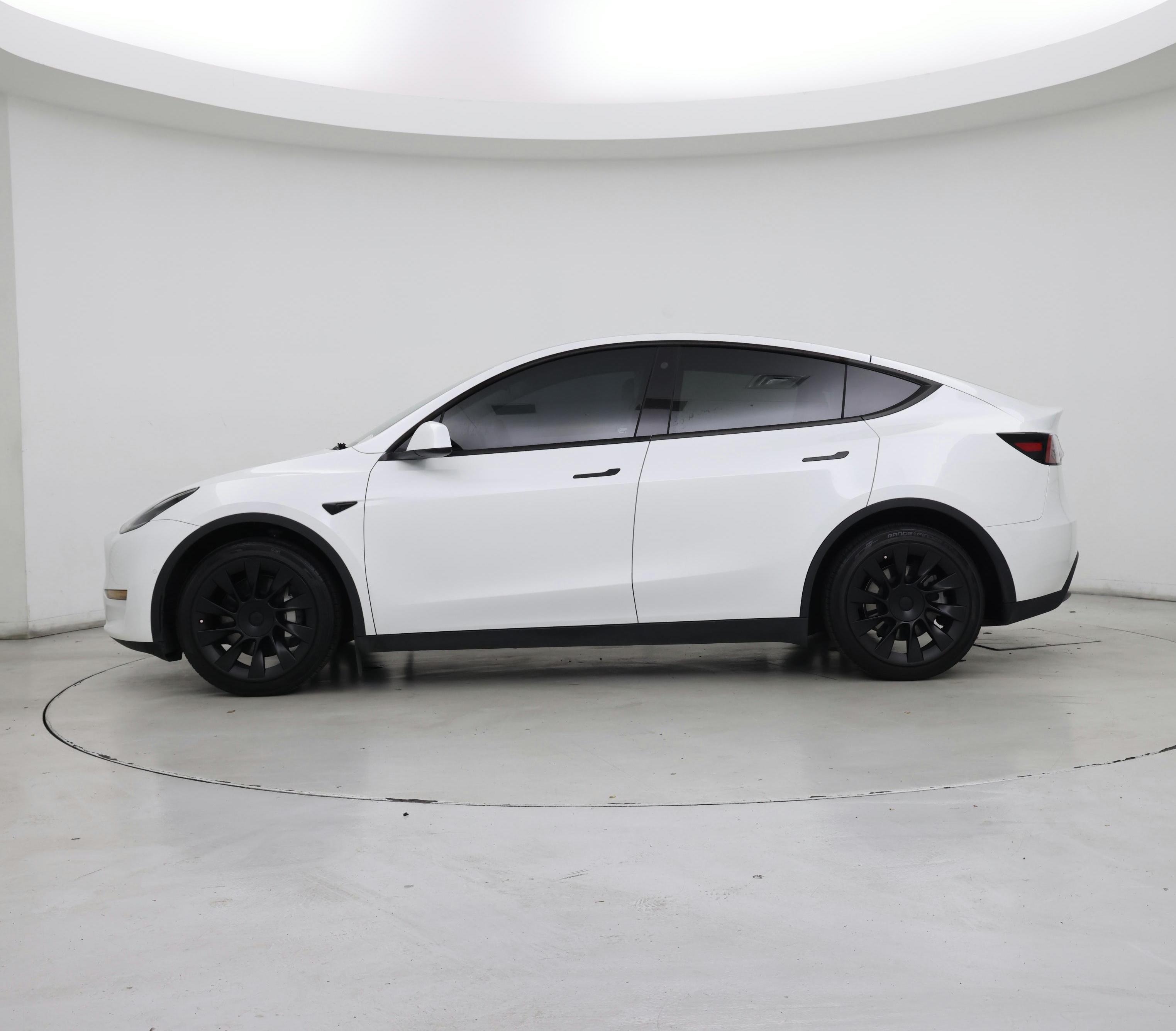 Thumbnail: 2022 Tesla Model Y - 3