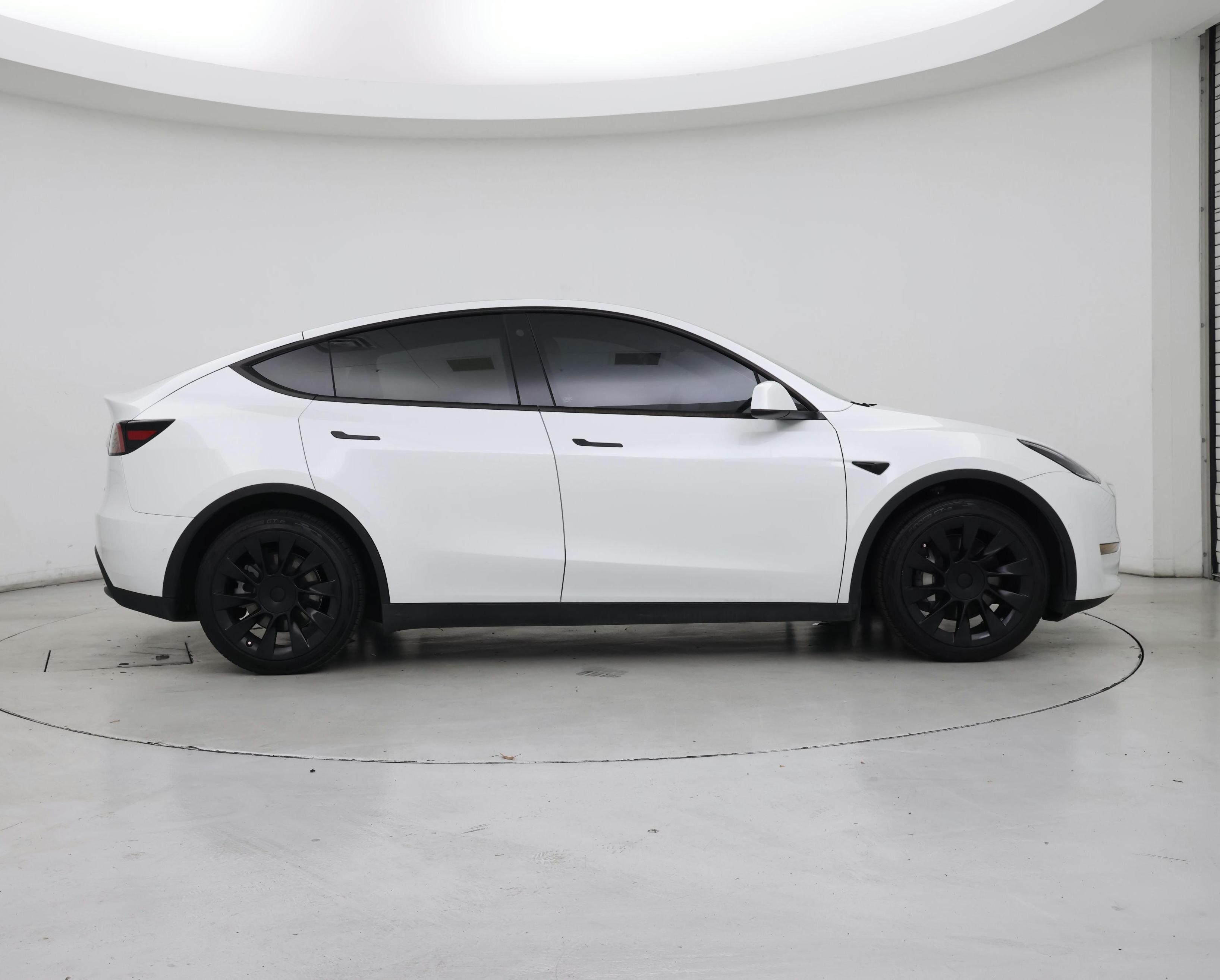 Thumbnail: 2022 Tesla Model Y - 7