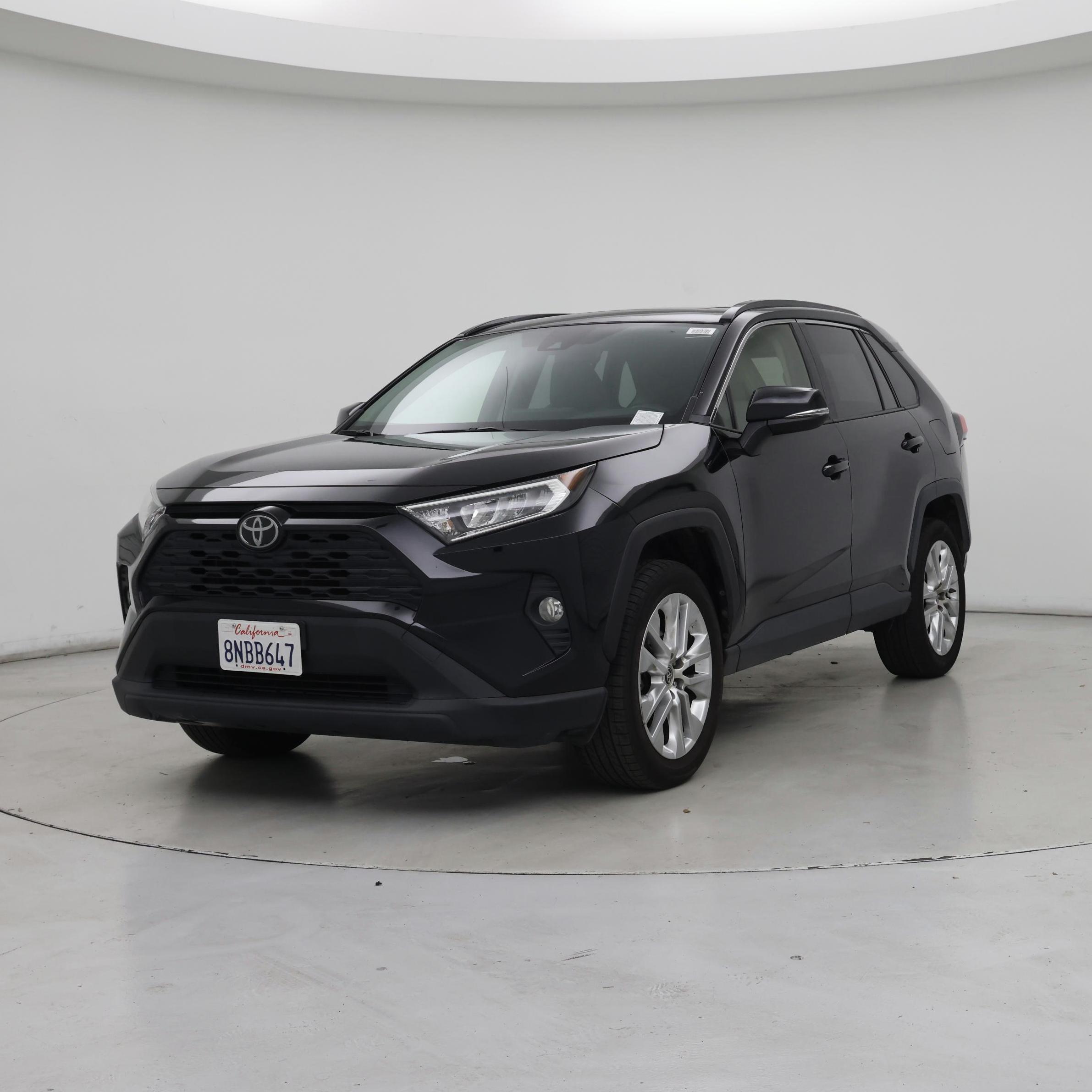 Thumbnail: 2019 Toyota RAV4 - 4