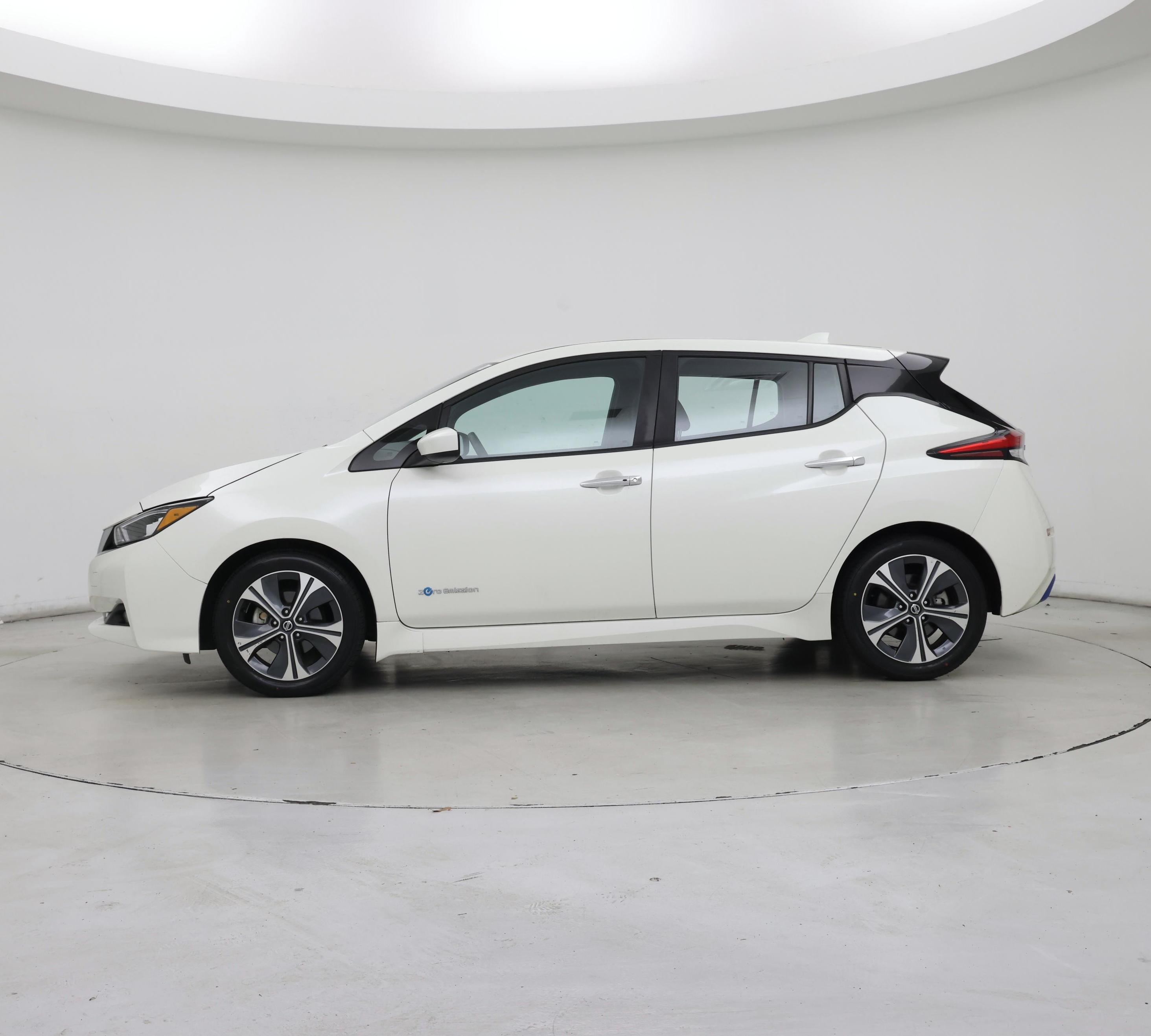Thumbnail: 2019 Nissan Leaf - 3