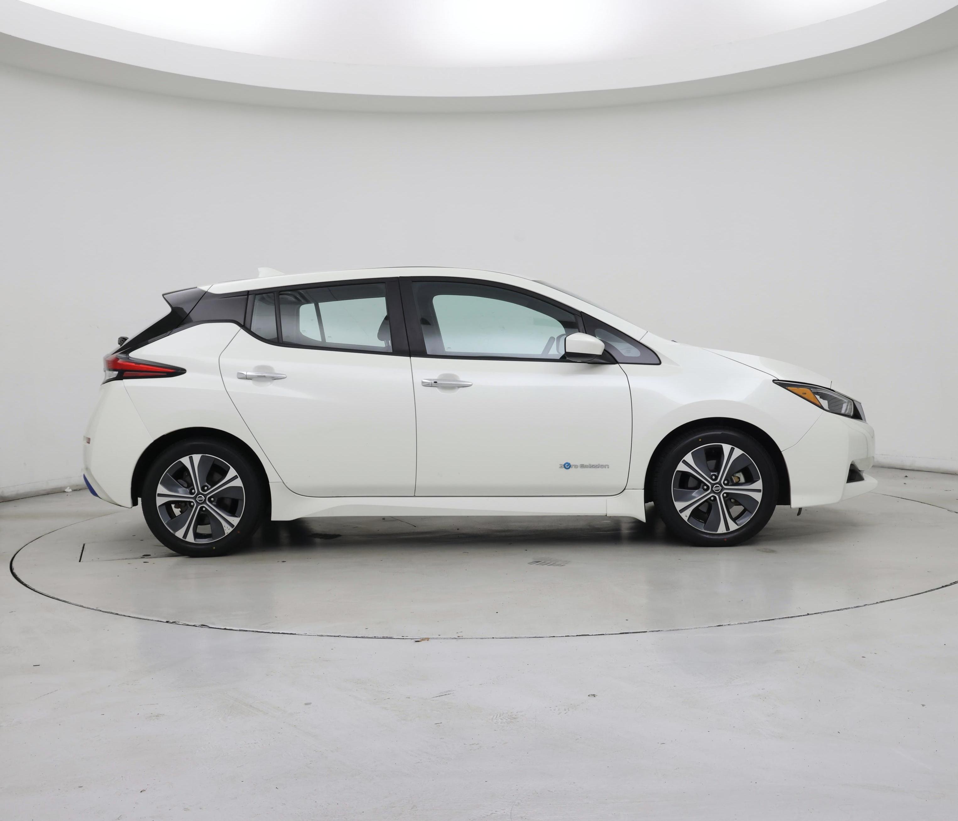 Thumbnail: 2019 Nissan Leaf - 7