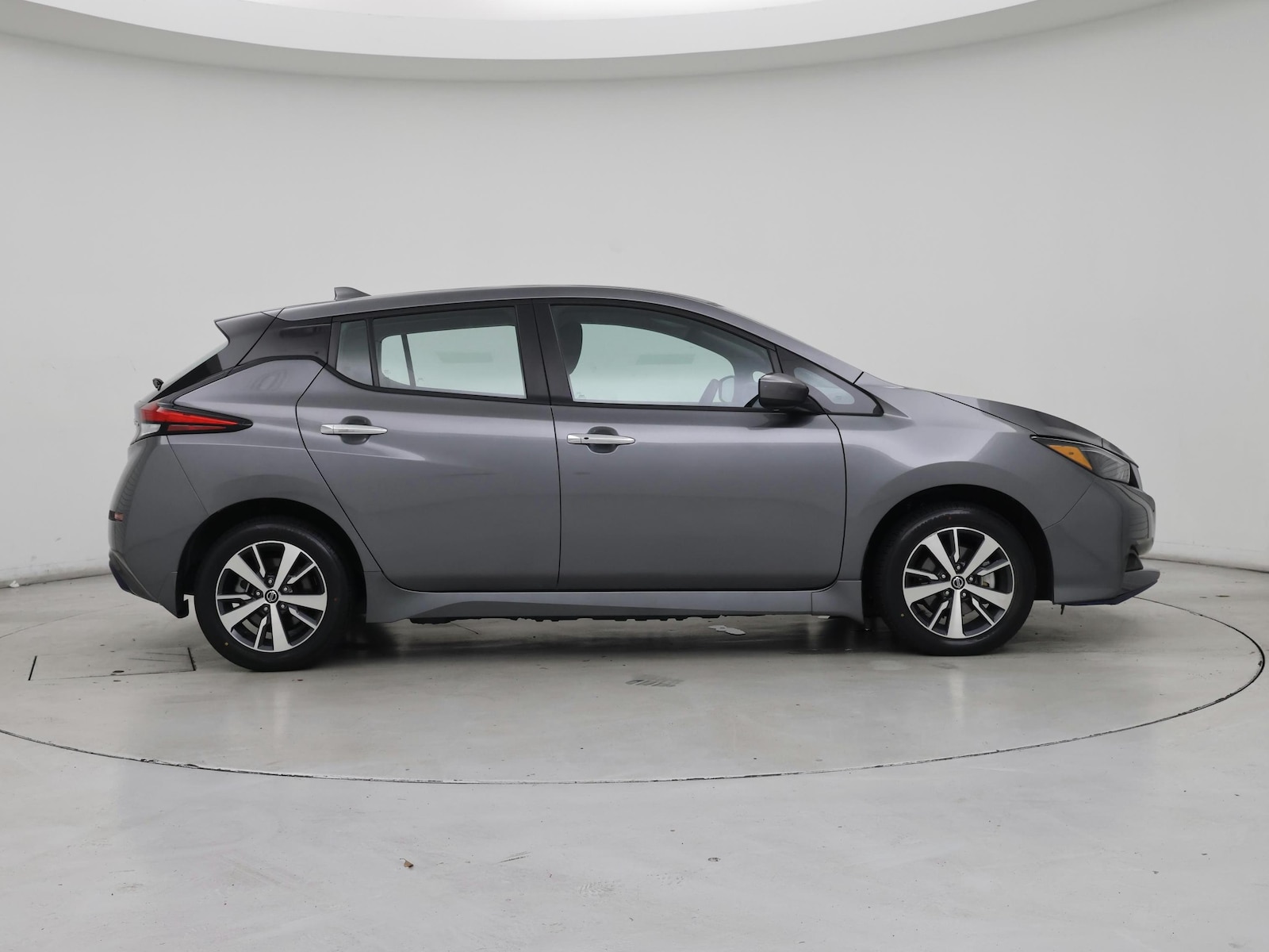 2021 Nissan Leaf S Plus - Photo 8