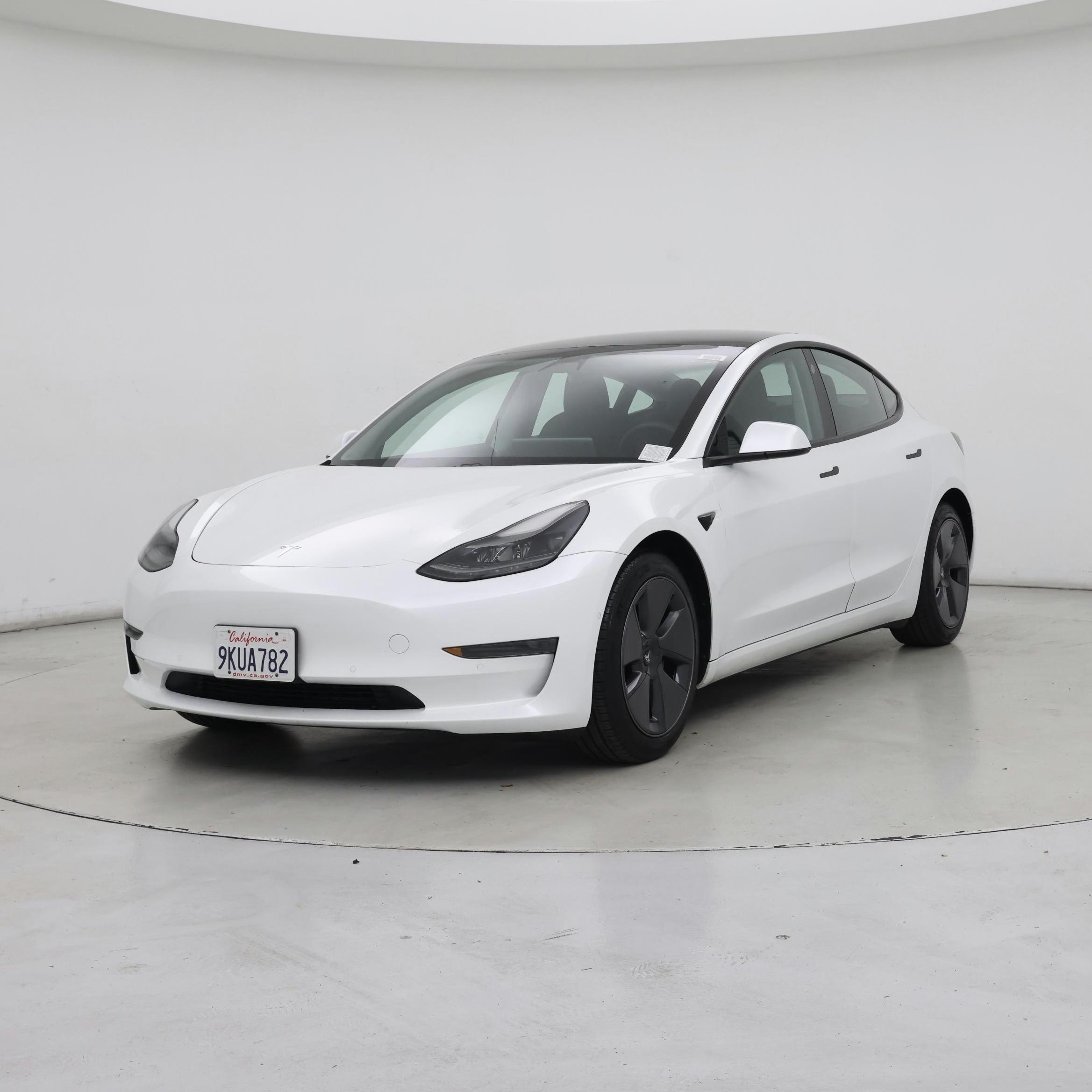 Thumbnail: 2021 Tesla Model 3 - 4