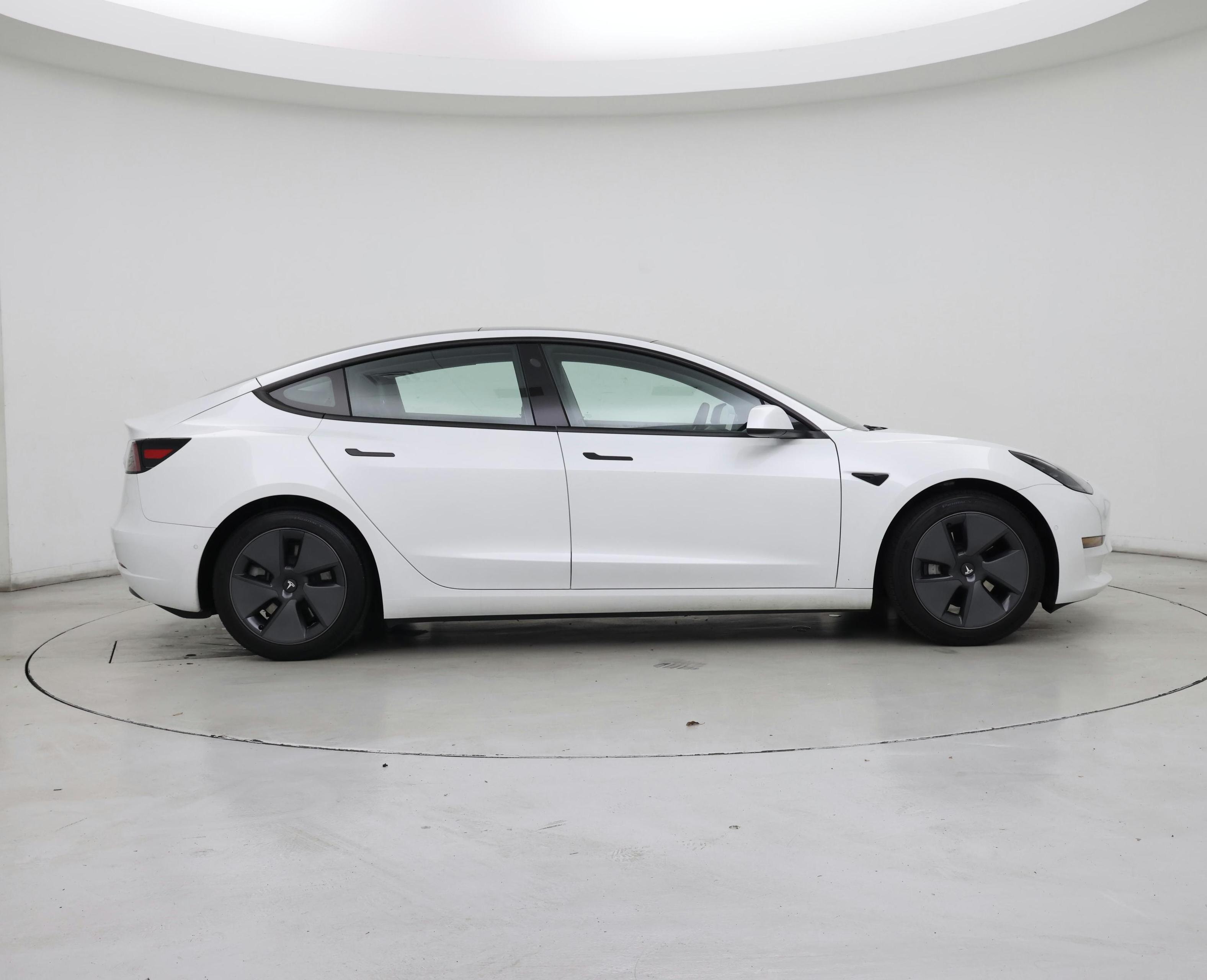 Thumbnail: 2021 Tesla Model 3 - 7