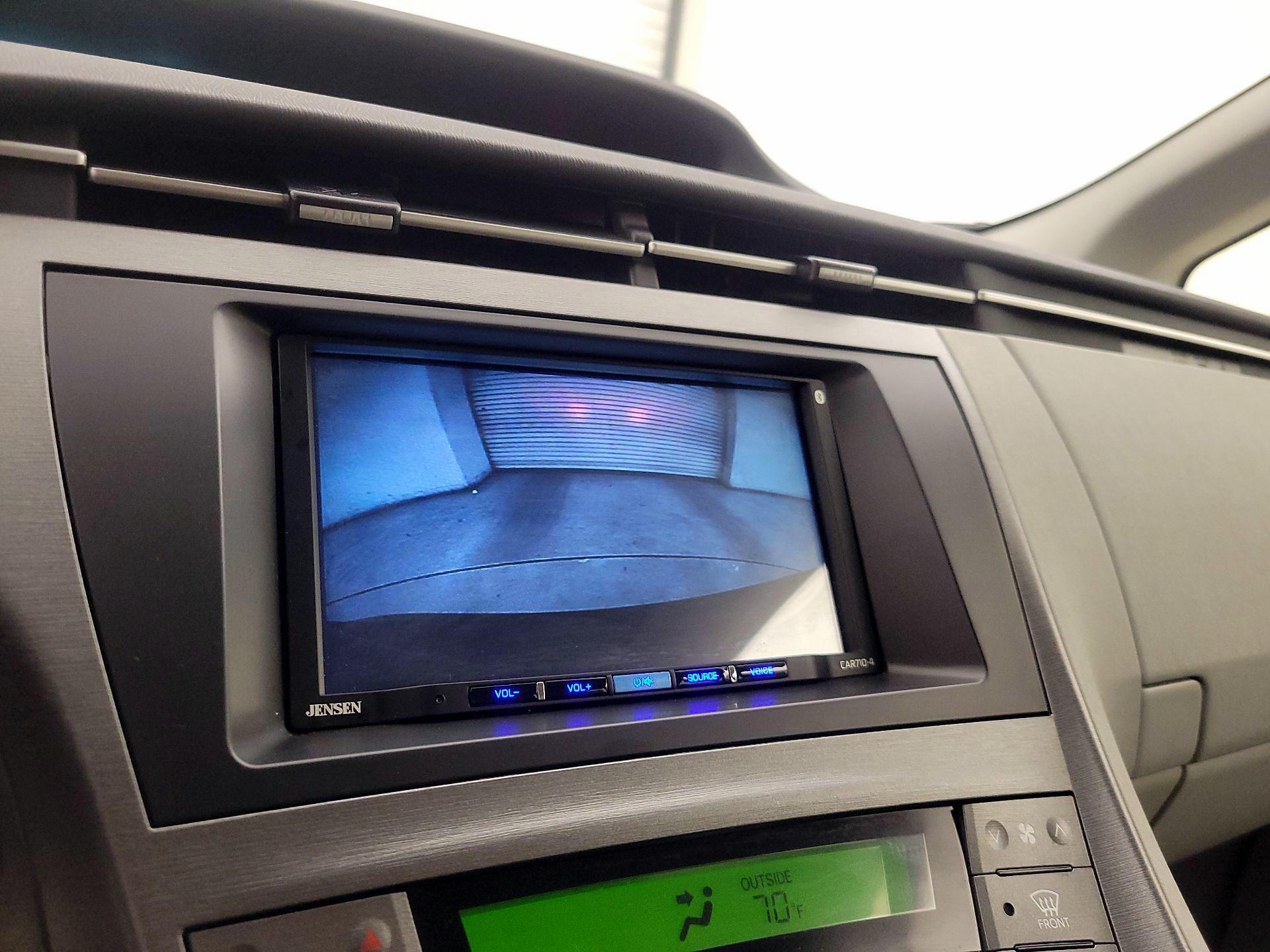 Thumbnail: 2015 Toyota Prius - 14