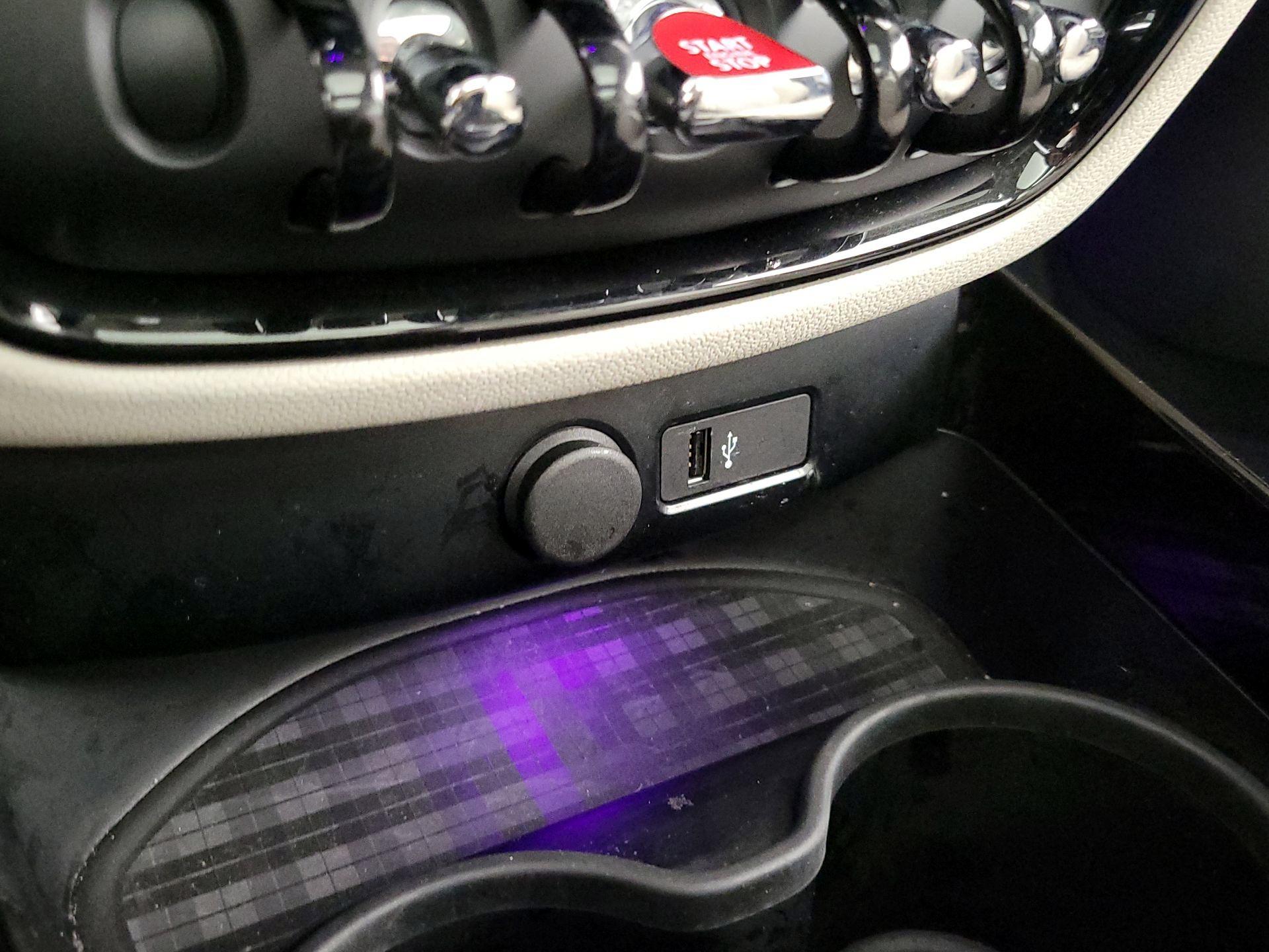 Thumbnail: 2021 MINI Cooper Clubman - 19