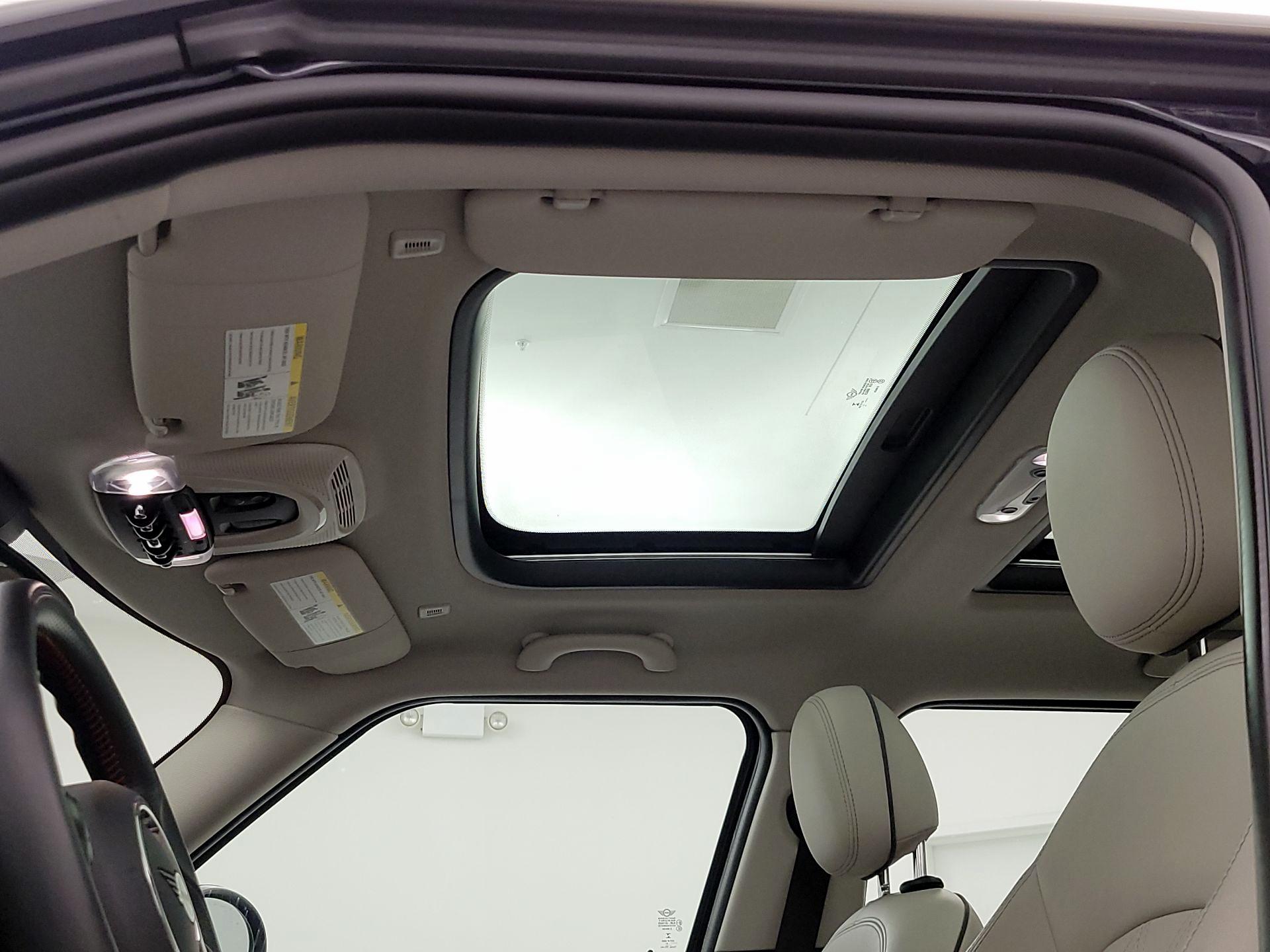 Thumbnail: 2021 MINI Cooper Clubman - 20