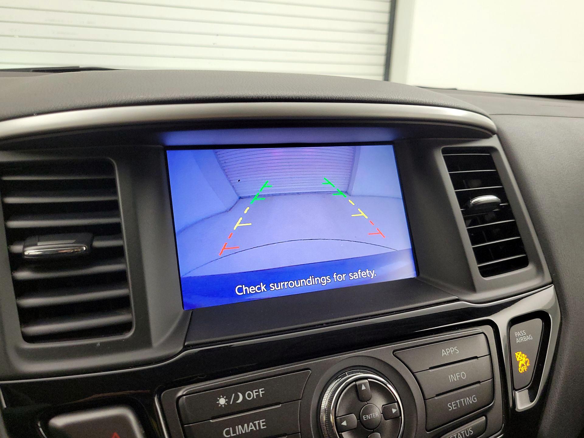 Thumbnail: 2018 Nissan Pathfinder - 14