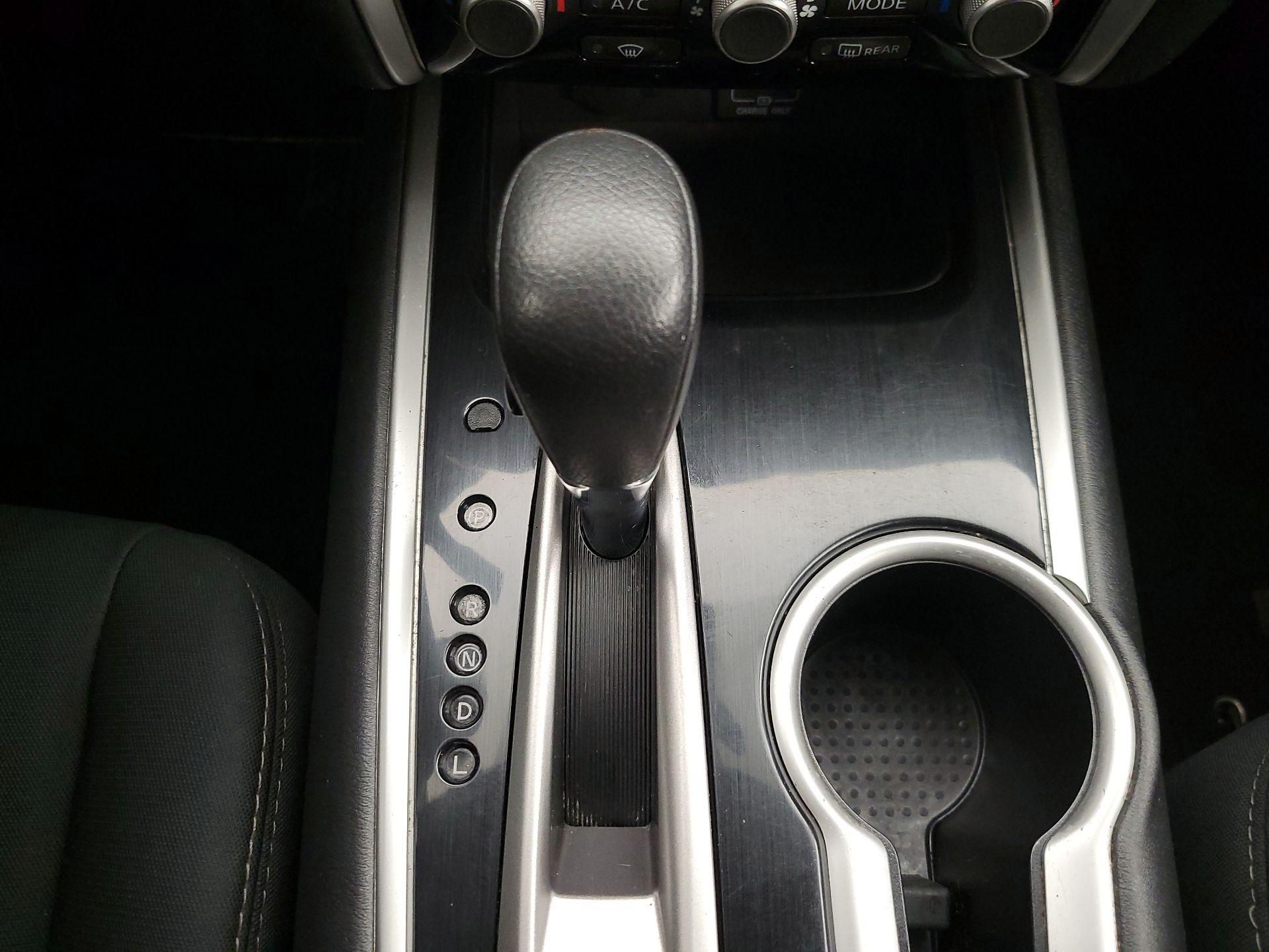 Thumbnail: 2018 Nissan Pathfinder - 17