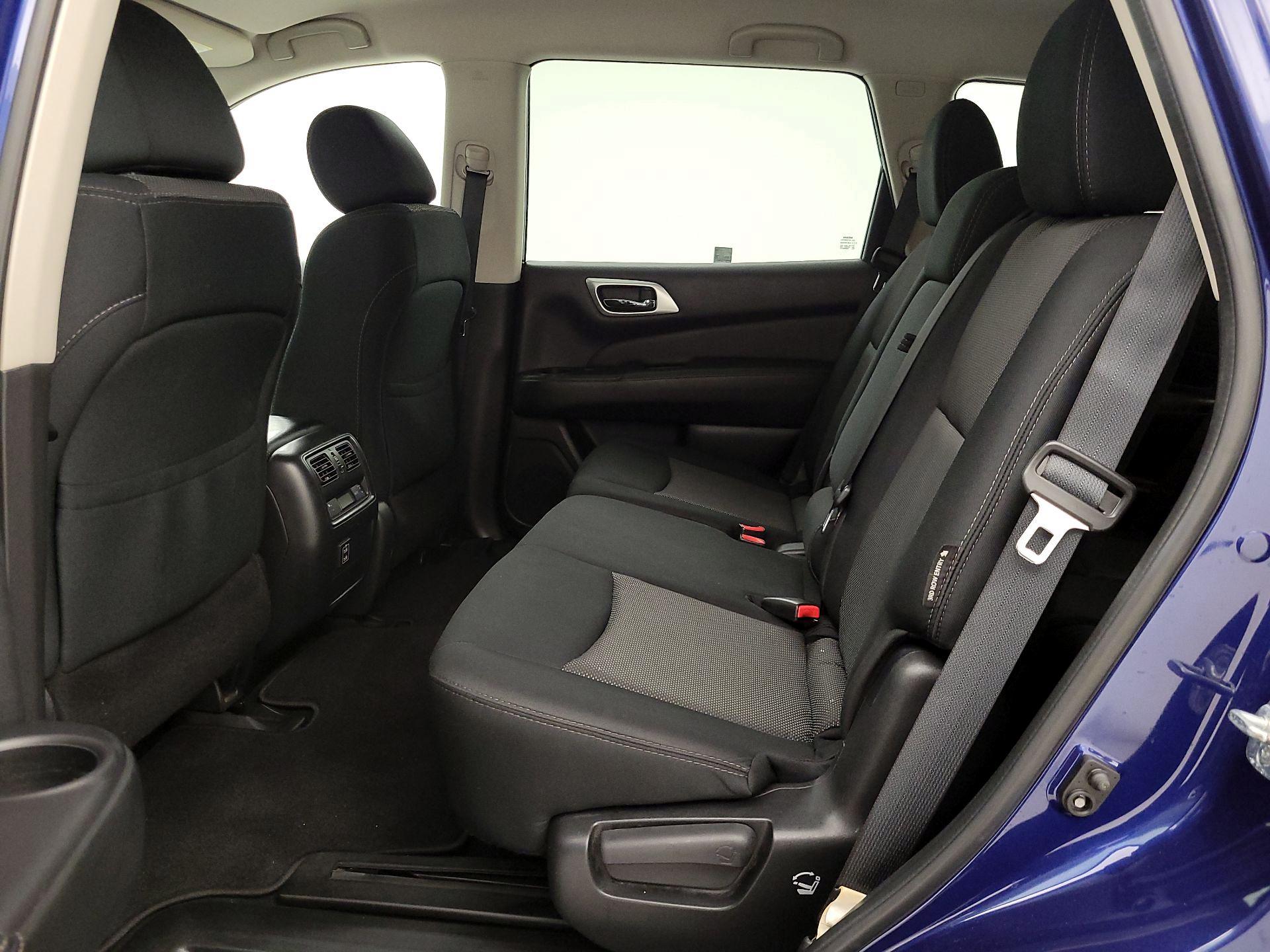 Thumbnail: 2018 Nissan Pathfinder - 19