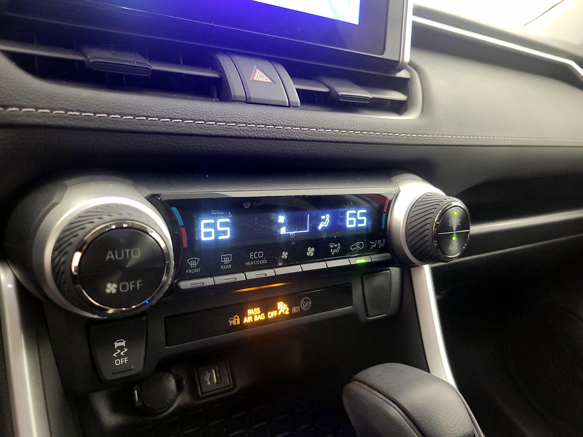 Thumbnail: 2024 Toyota RAV4 - 16