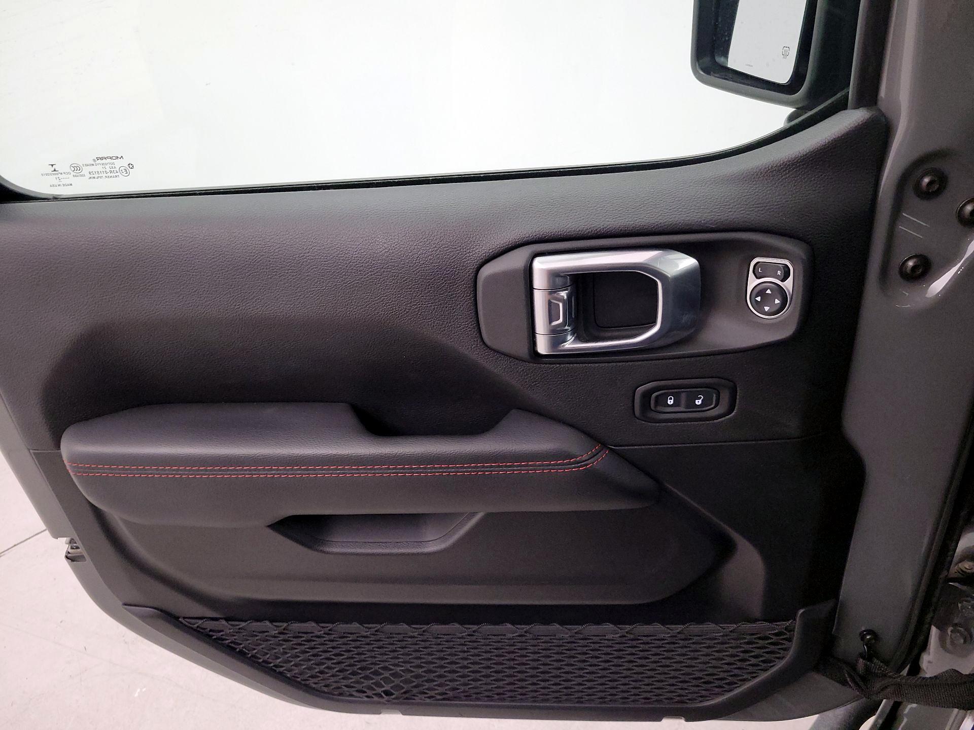 Thumbnail: 2021 Jeep Wrangler - 12