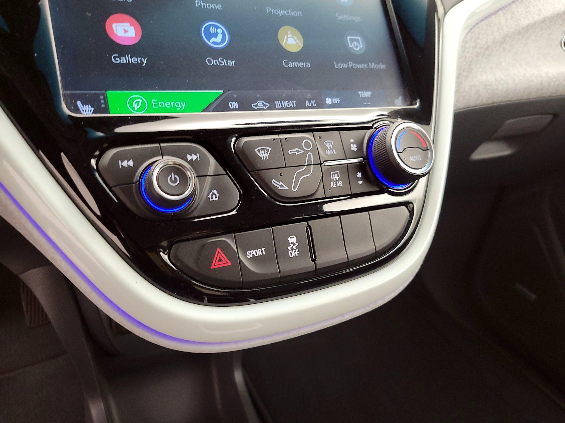 Thumbnail: 2021 Chevrolet Bolt EV - 16