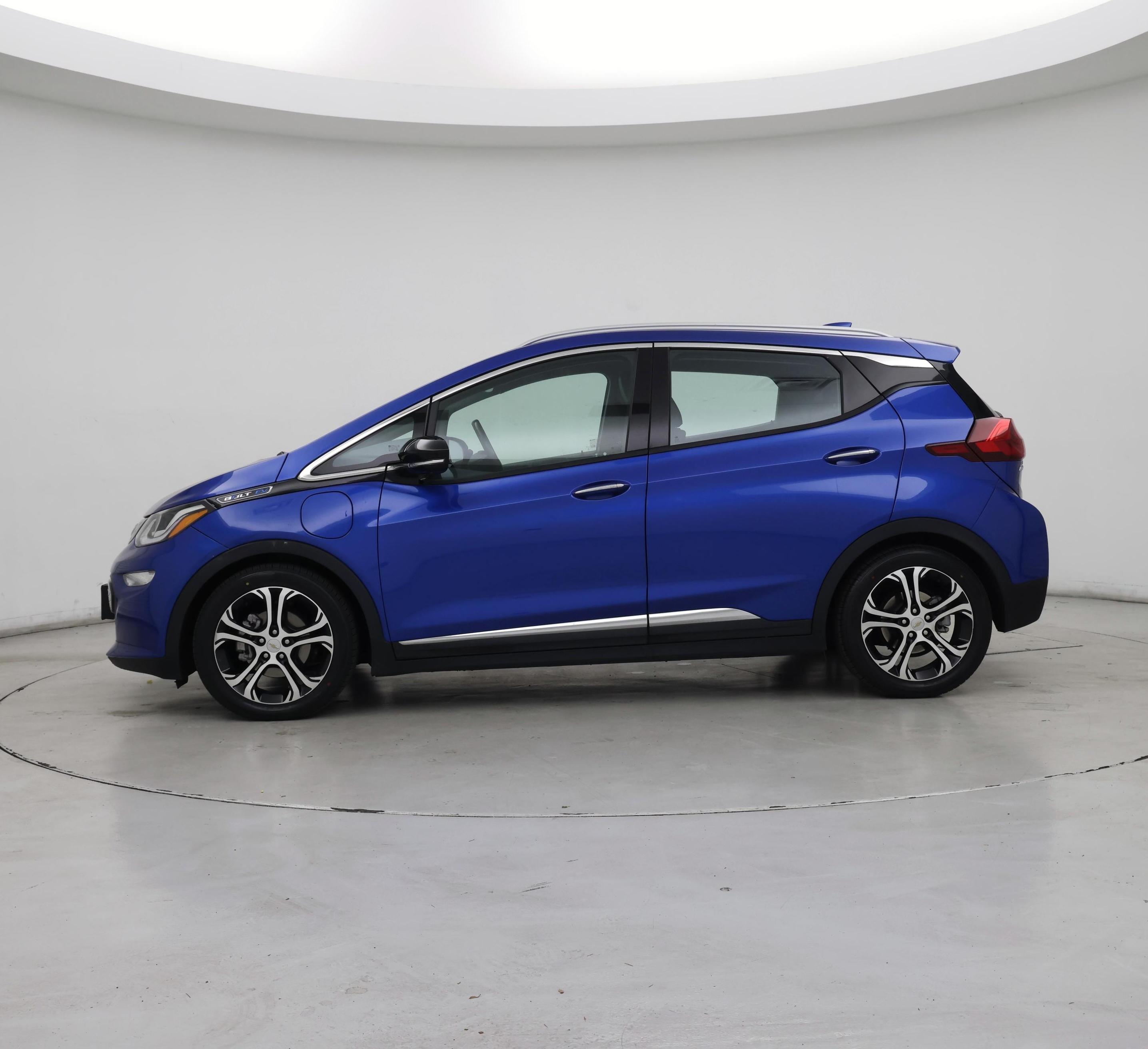 Thumbnail: 2021 Chevrolet Bolt EV - 3
