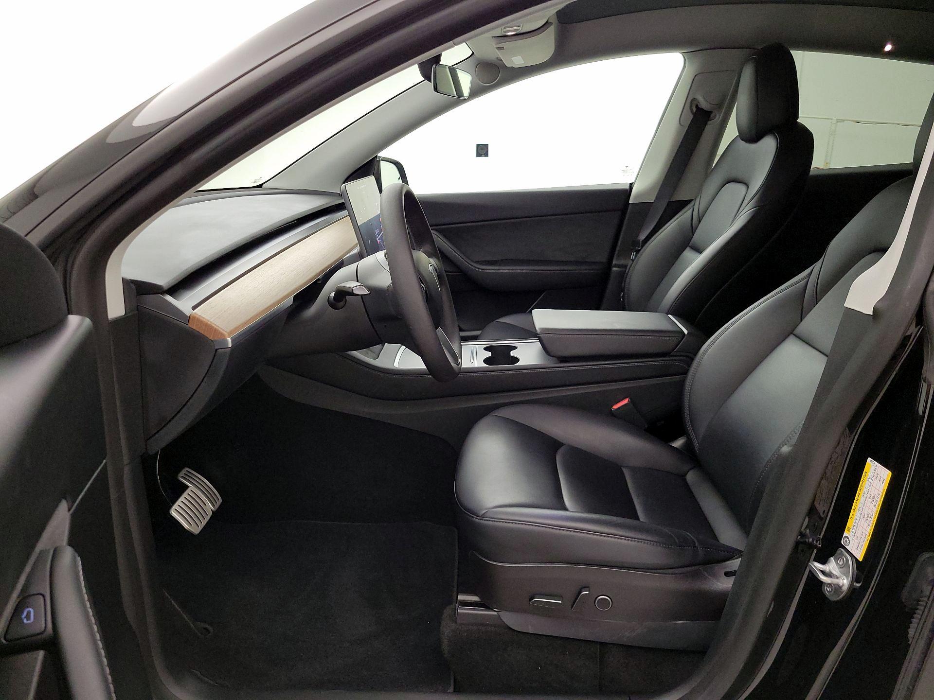 Thumbnail: 2022 Tesla Model Y - 11