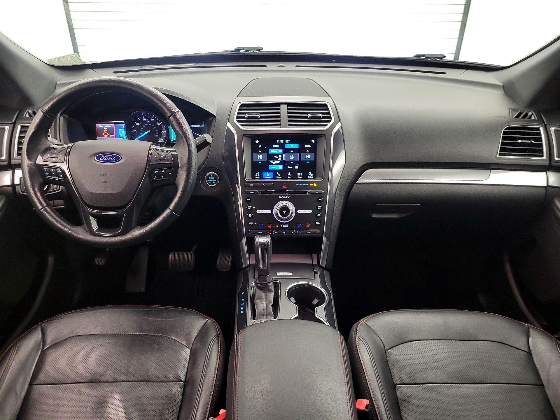 Thumbnail: 2018 Ford Explorer - 9