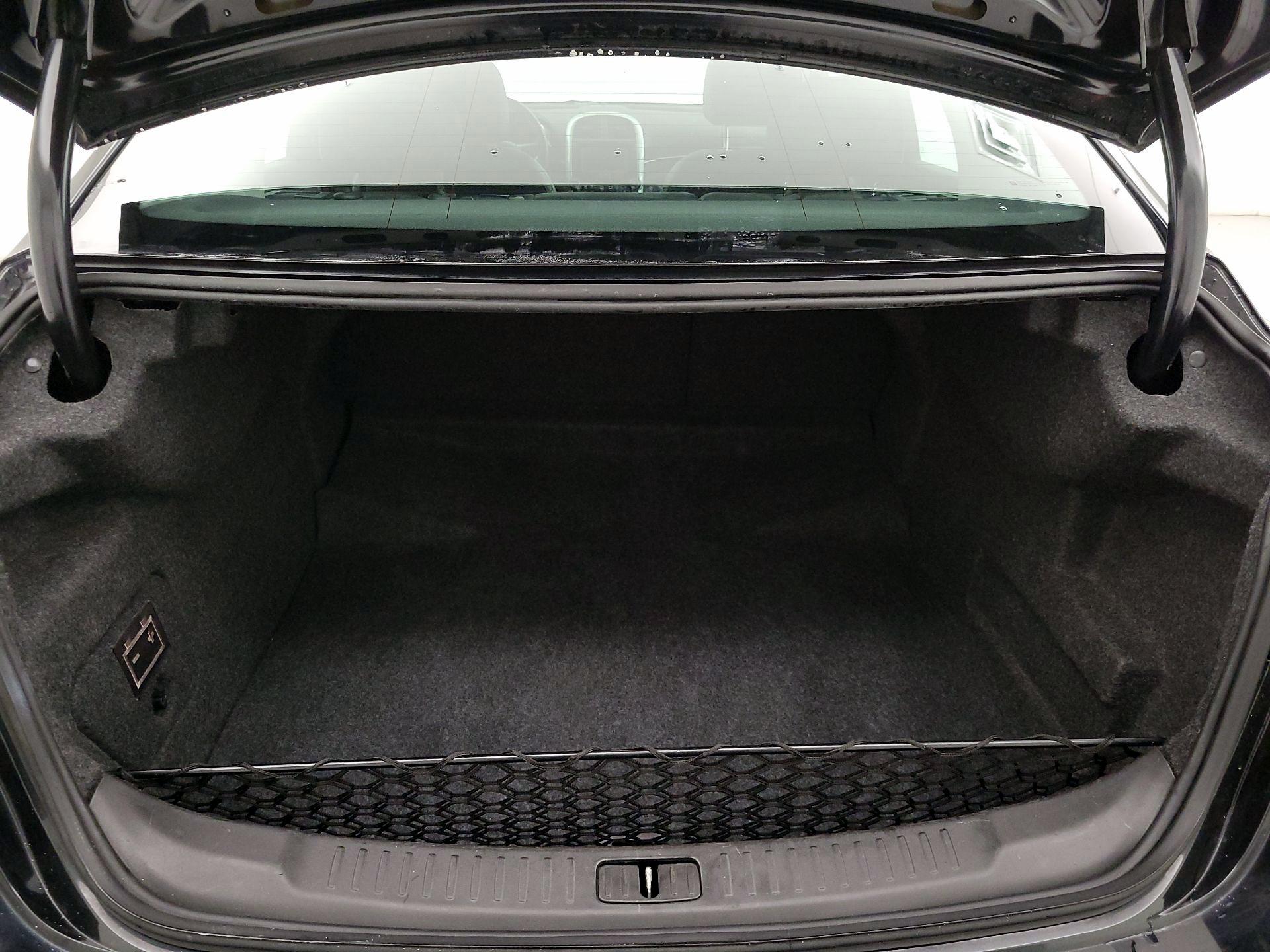 Thumbnail: 2015 Chevrolet Malibu - 20