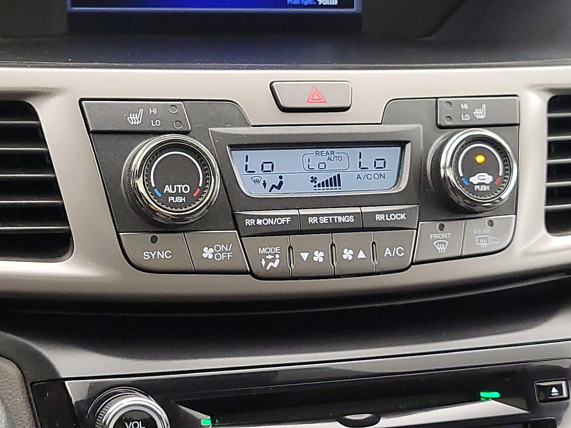 Thumbnail: 2016 Honda Odyssey - 16