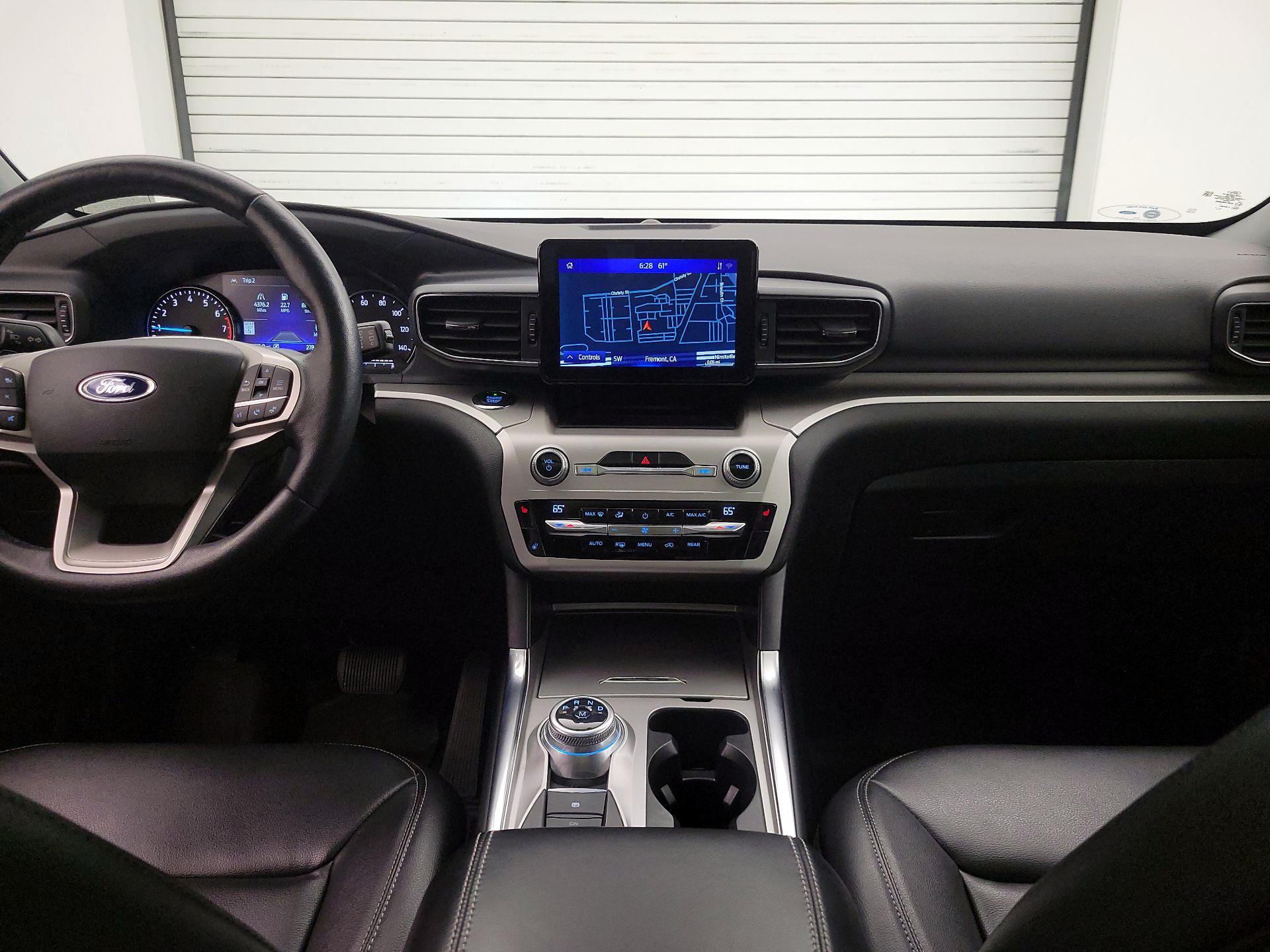 Thumbnail: 2021 Ford Explorer - 9