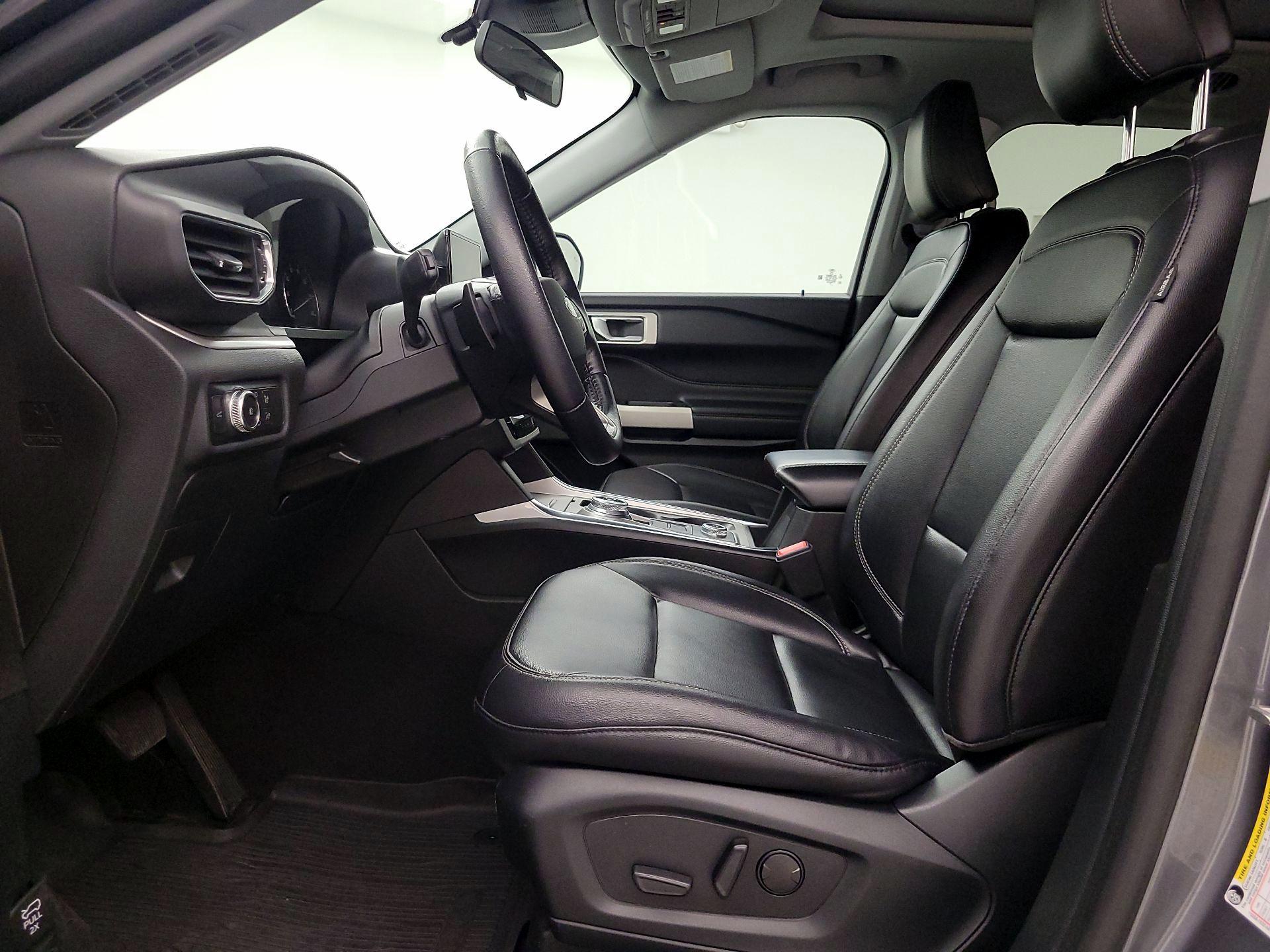 Thumbnail: 2021 Ford Explorer - 11