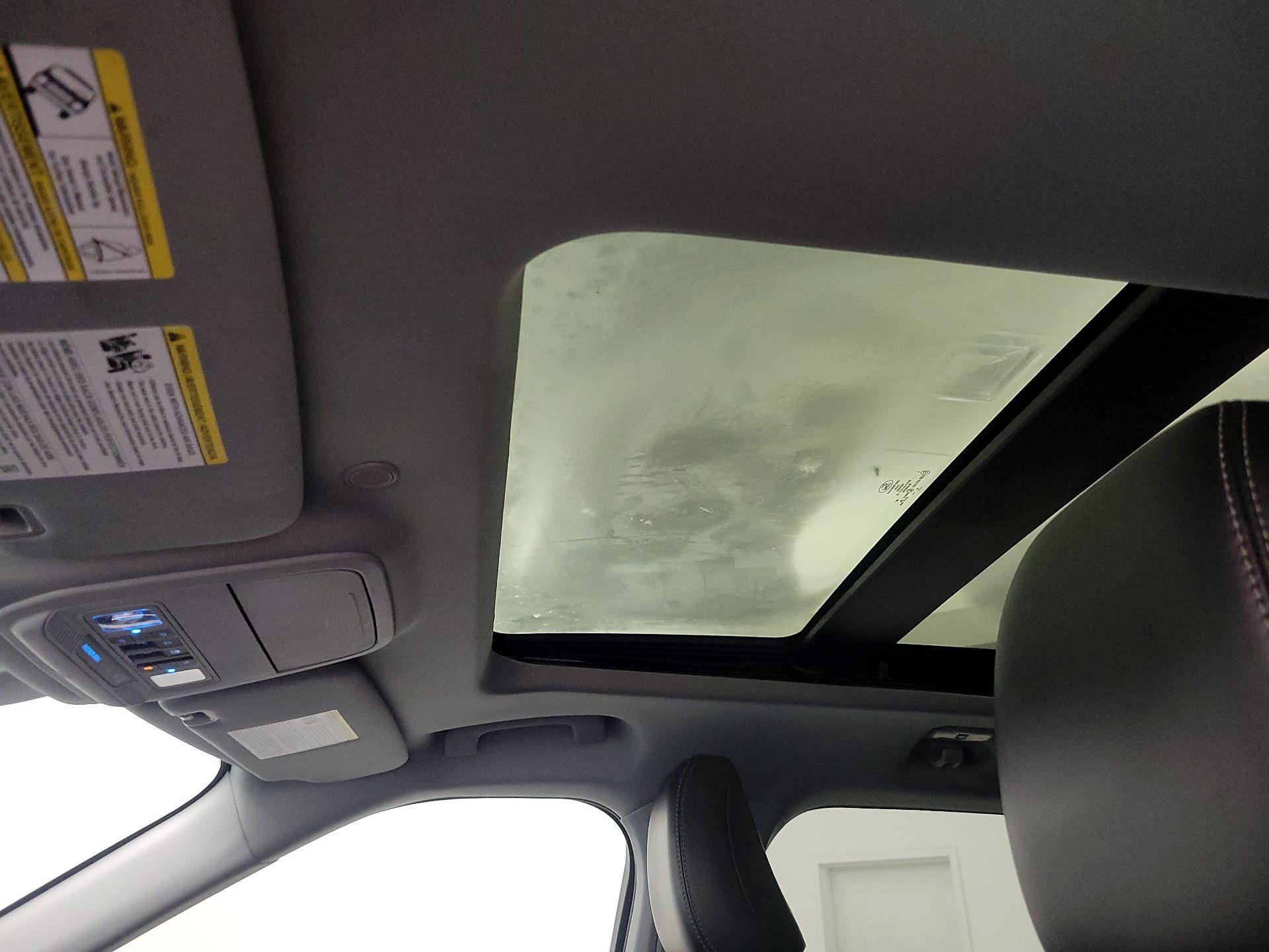 Thumbnail: 2021 Ford Explorer - 20