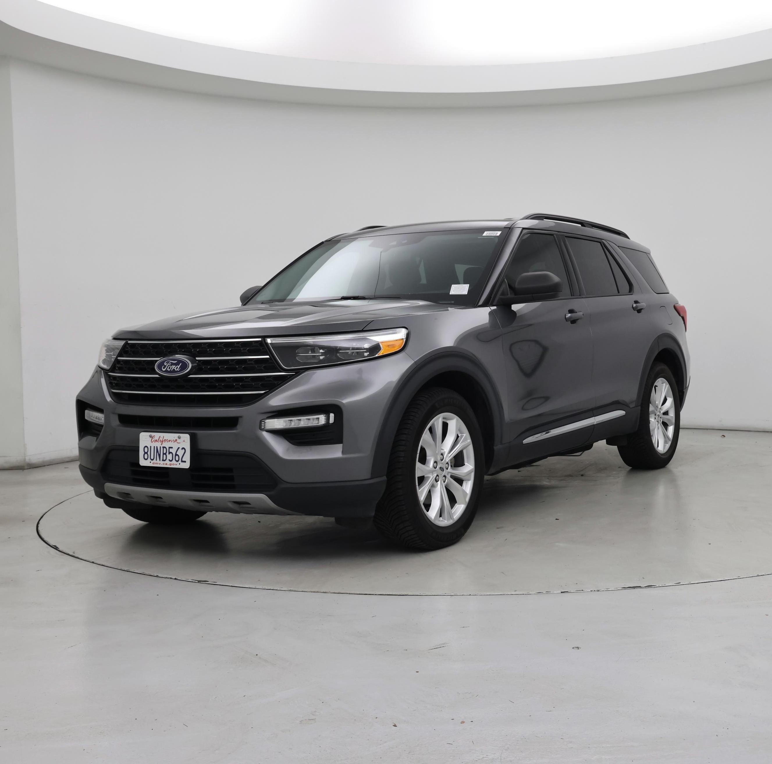 Thumbnail: 2021 Ford Explorer - 4