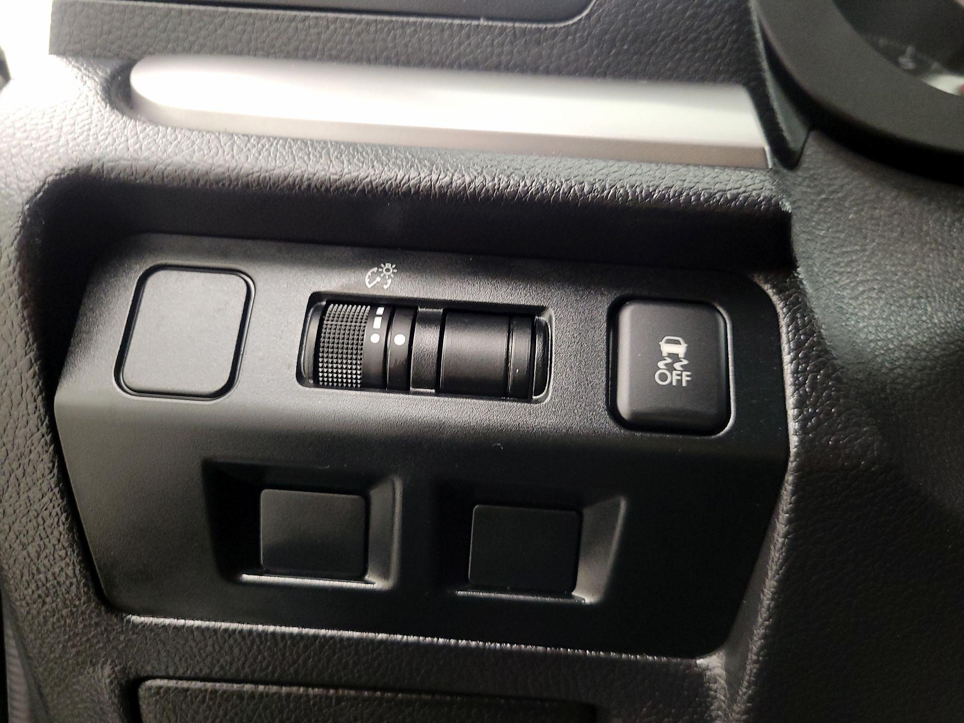 Thumbnail: 2016 Subaru Forester - 13