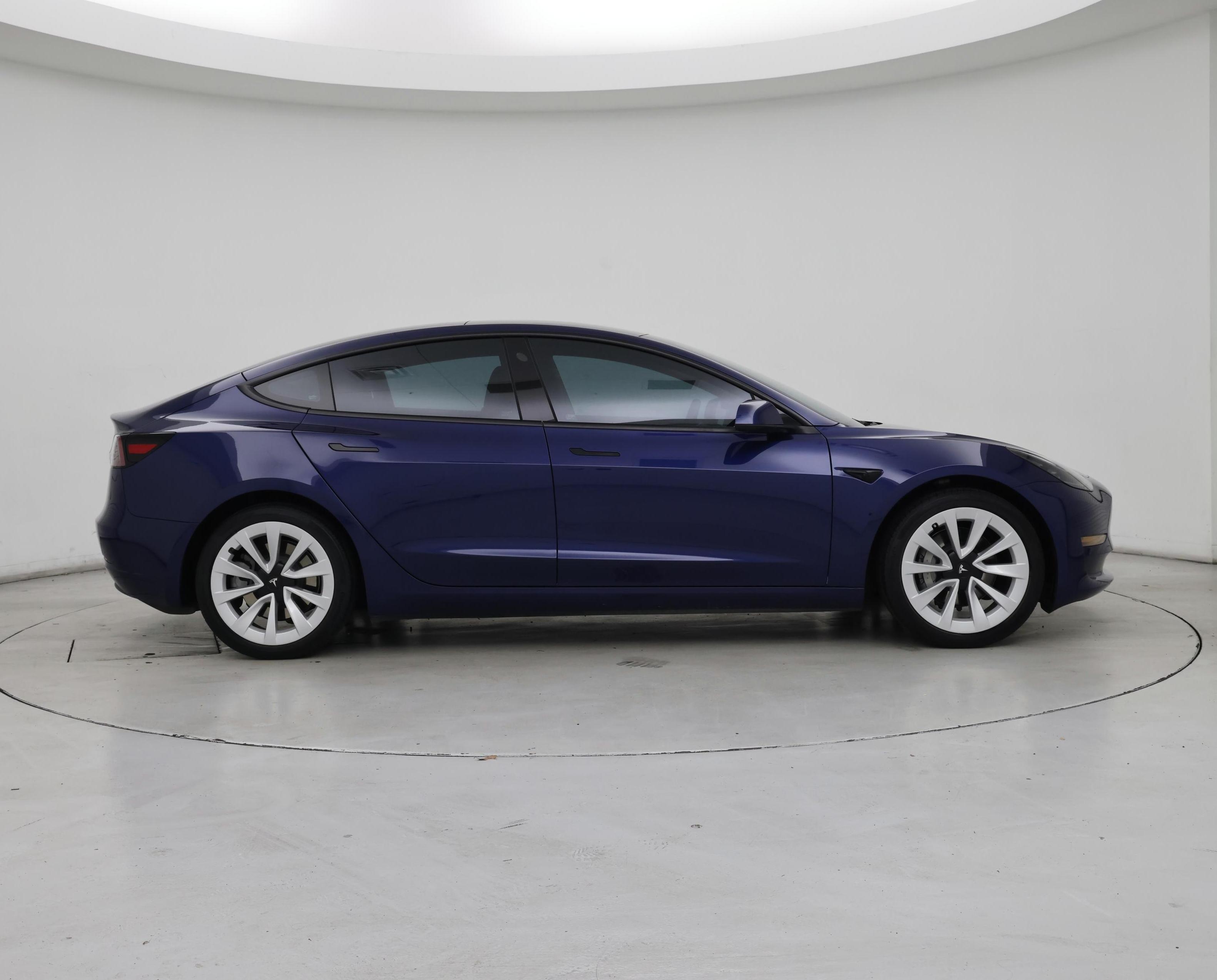 Thumbnail: 2023 Tesla Model 3 - 7