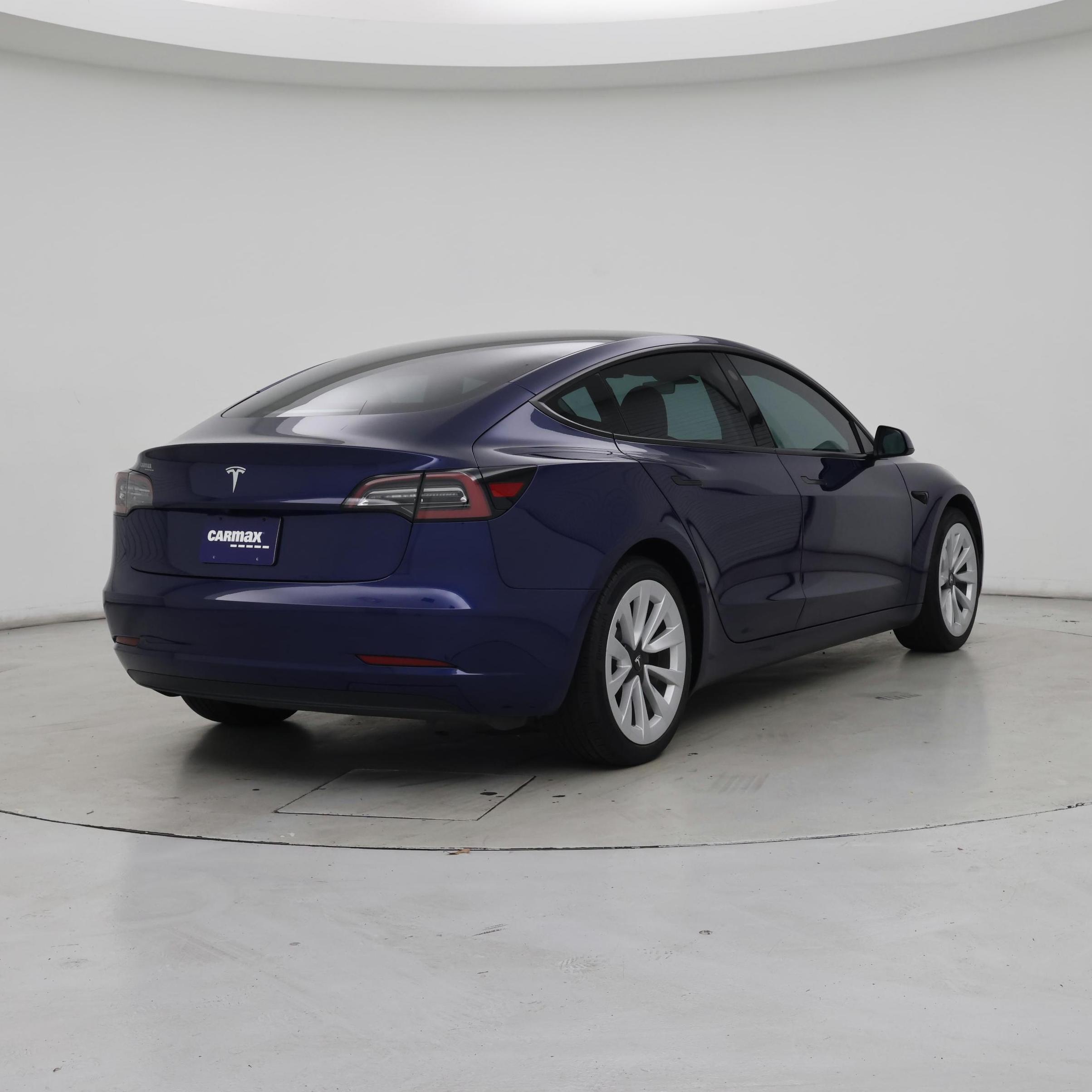 Thumbnail: 2023 Tesla Model 3 - 8