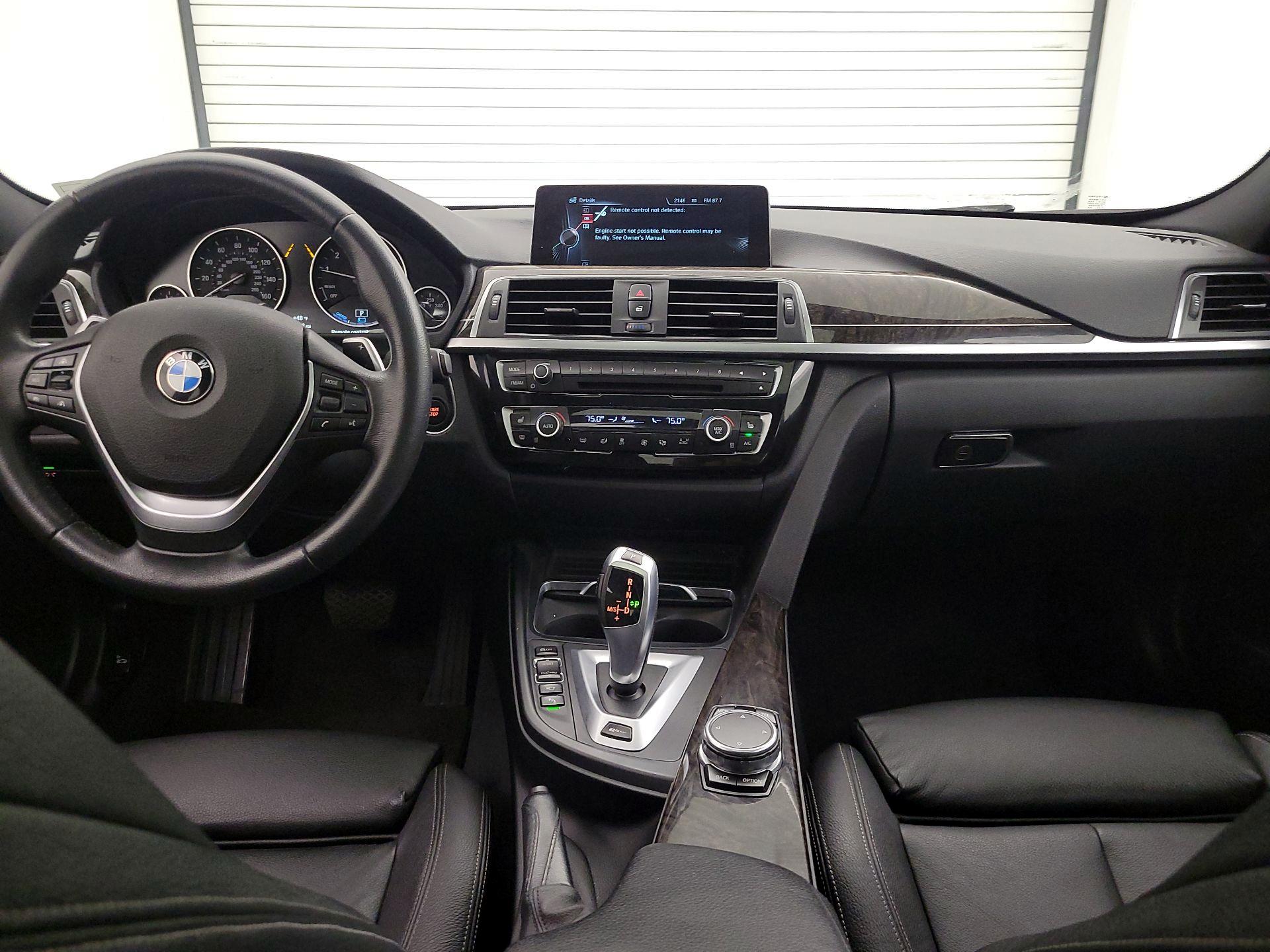 Thumbnail: 2016 BMW 3 Series - 9