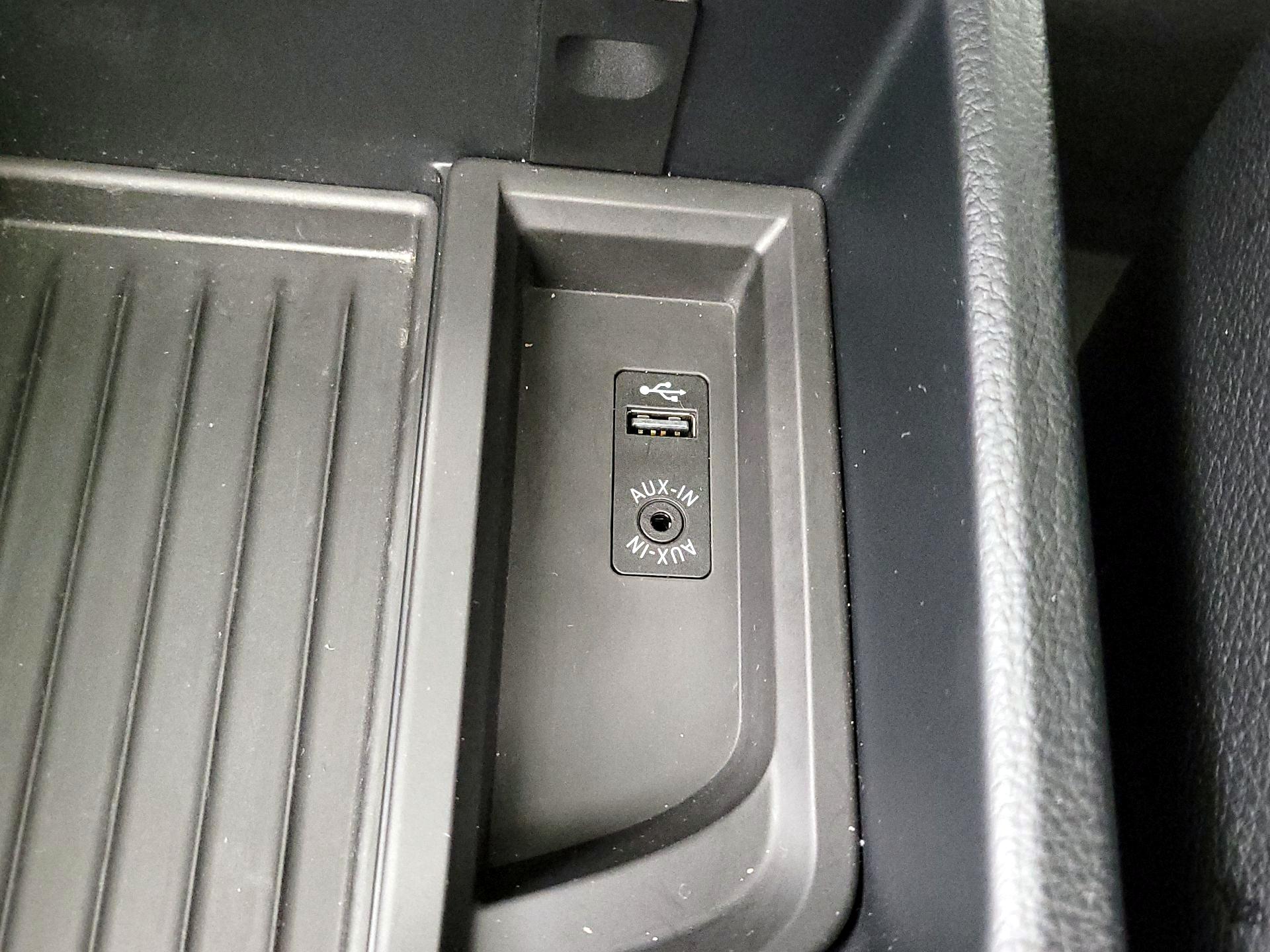 Thumbnail: 2016 BMW 3 Series - 19