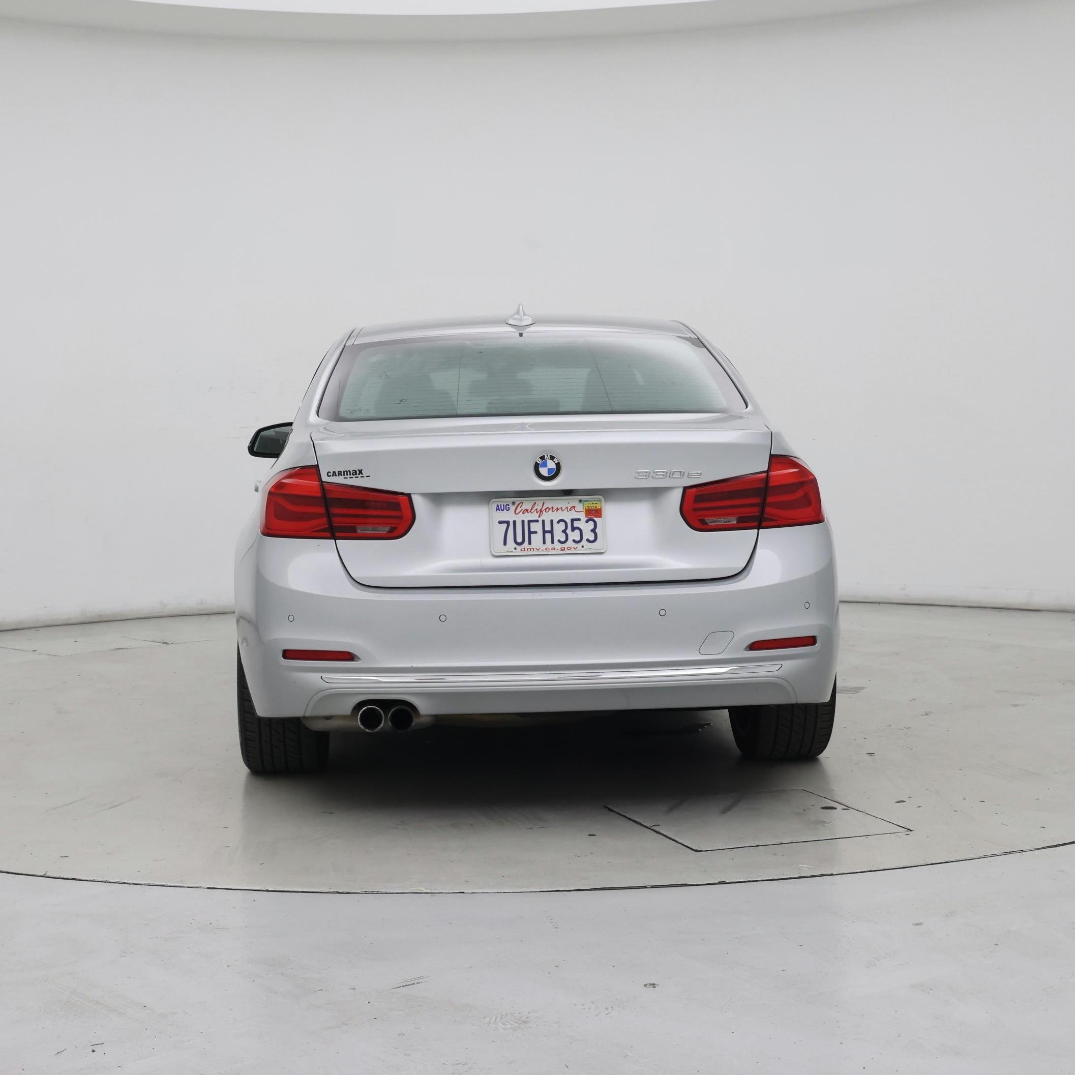 Thumbnail: 2016 BMW 3 Series - 6