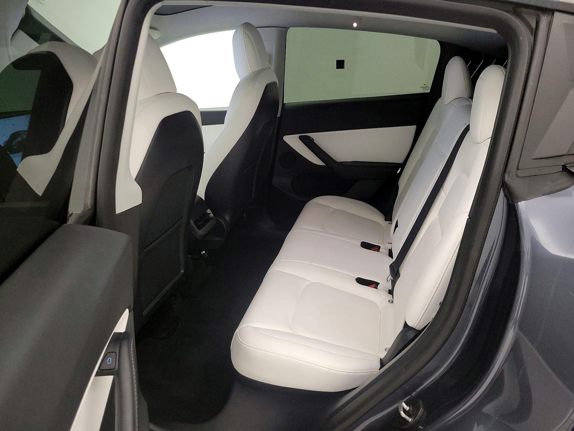 Thumbnail: 2022 Tesla Model Y - 19