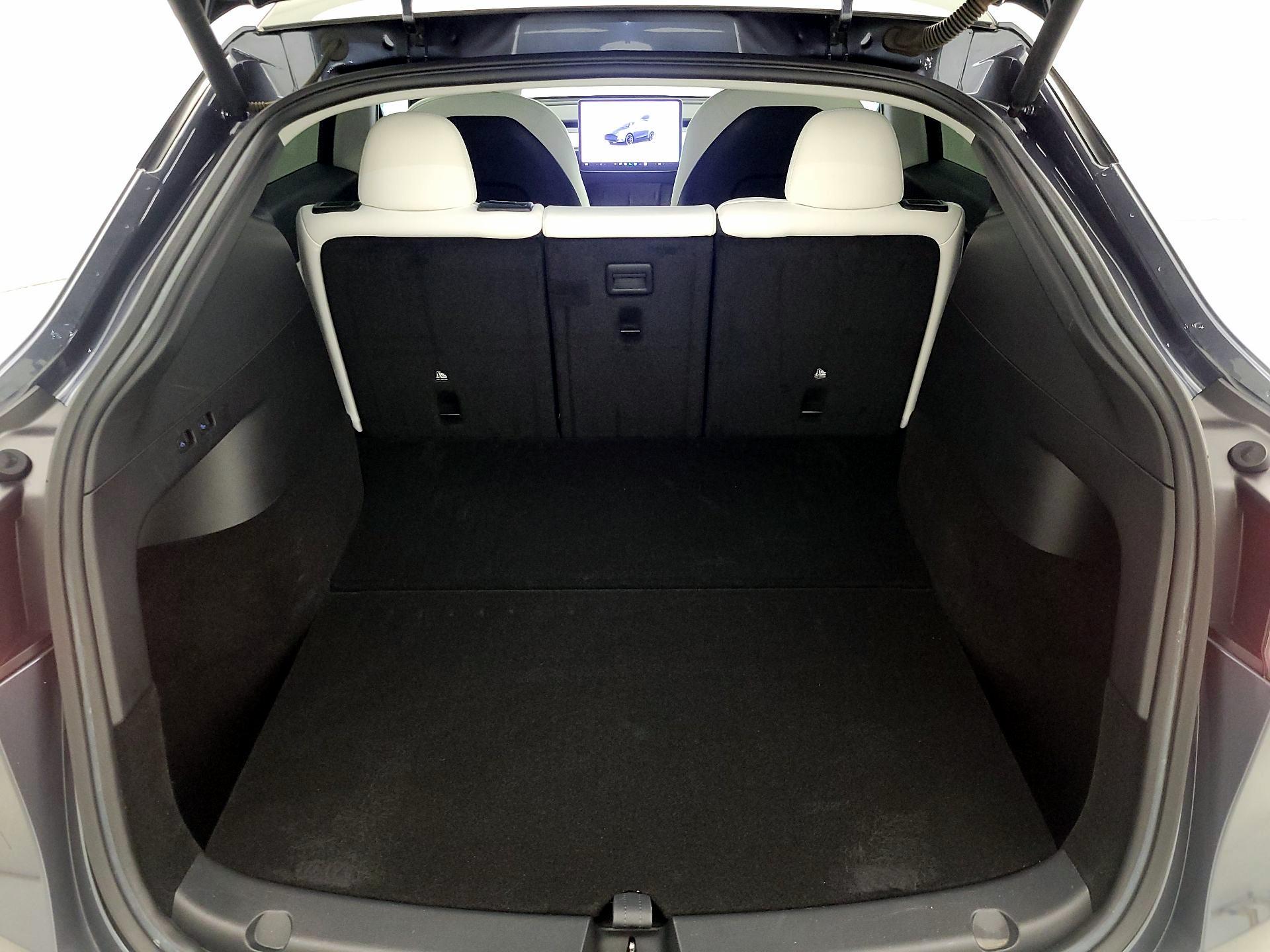 Thumbnail: 2022 Tesla Model Y - 20