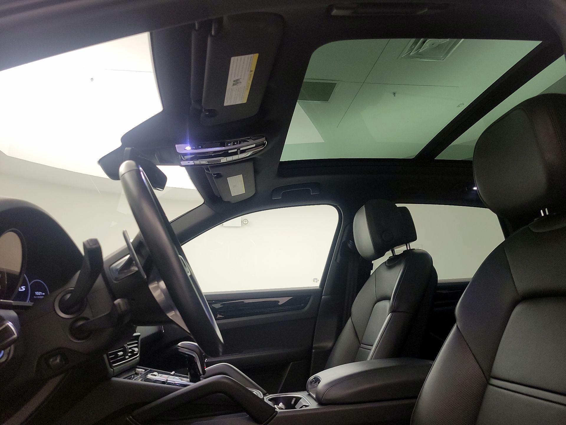 Thumbnail: 2019 Porsche Cayenne - 20