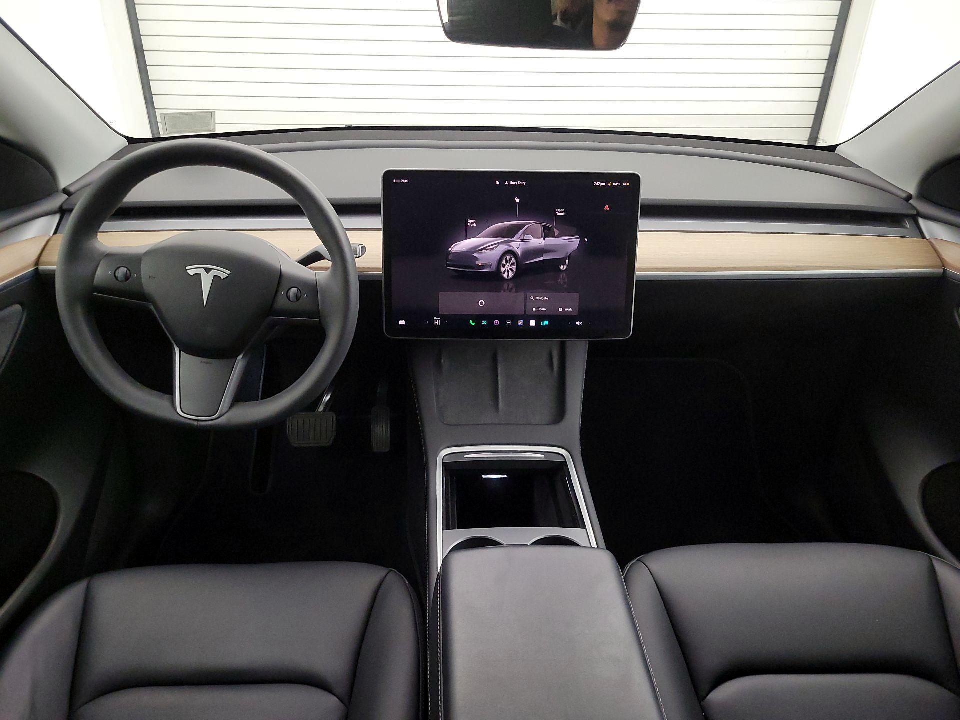 Thumbnail: 2023 Tesla Model Y - 9