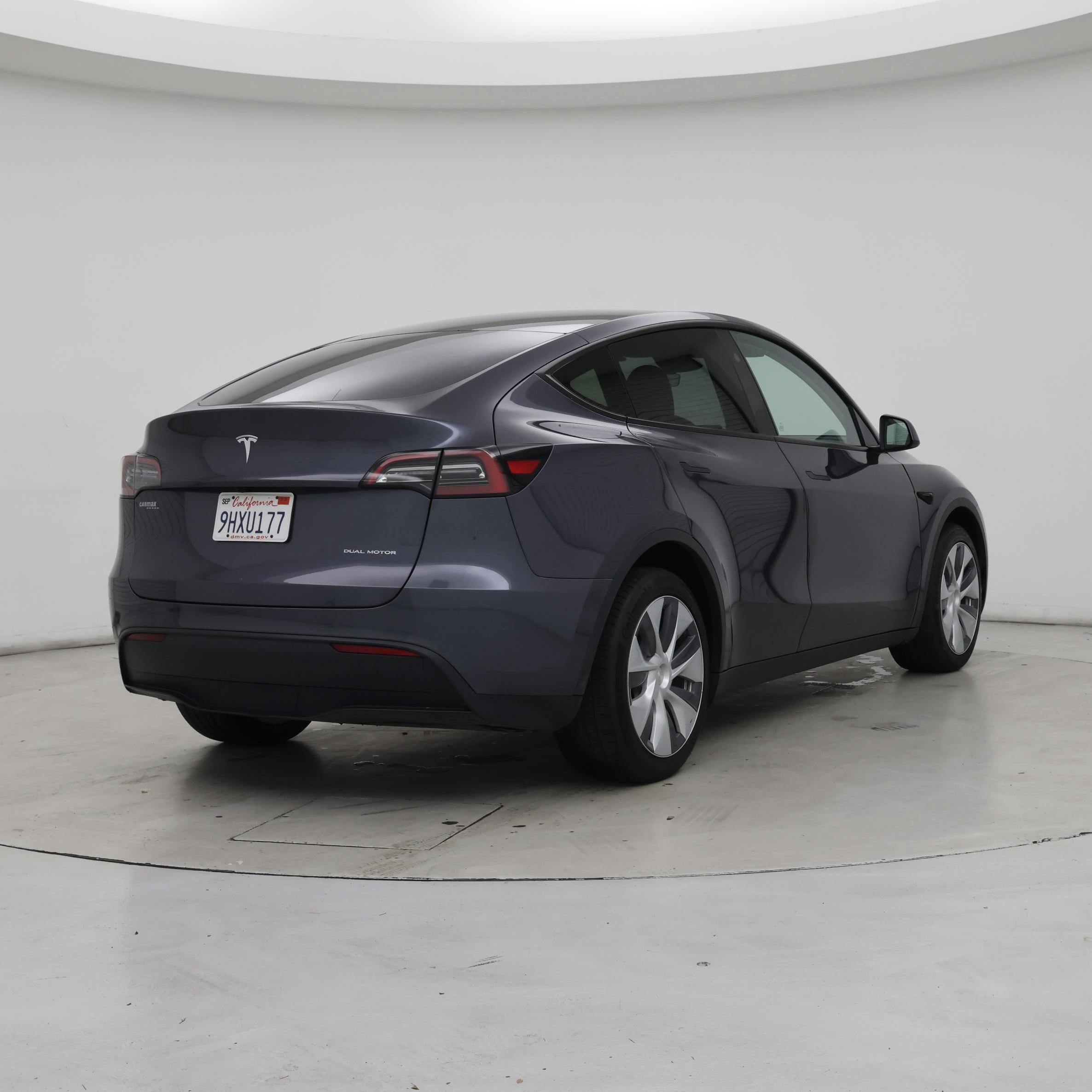 Thumbnail: 2023 Tesla Model Y - 8